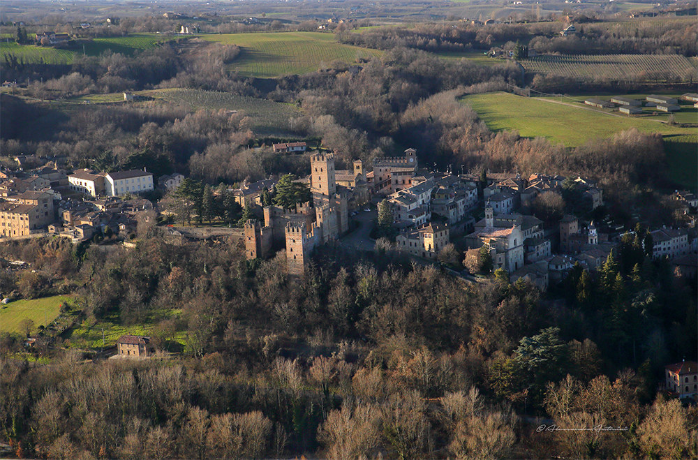 La terra vista dall'alto  Castell'Arquato