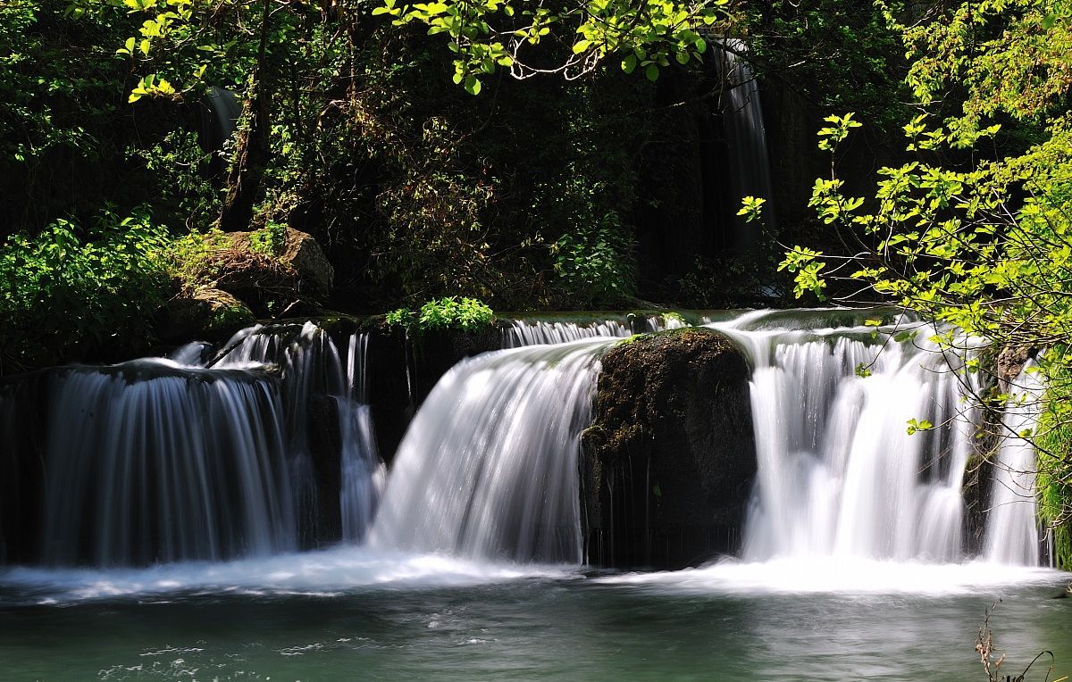 Monte Gelato waterfalls 6