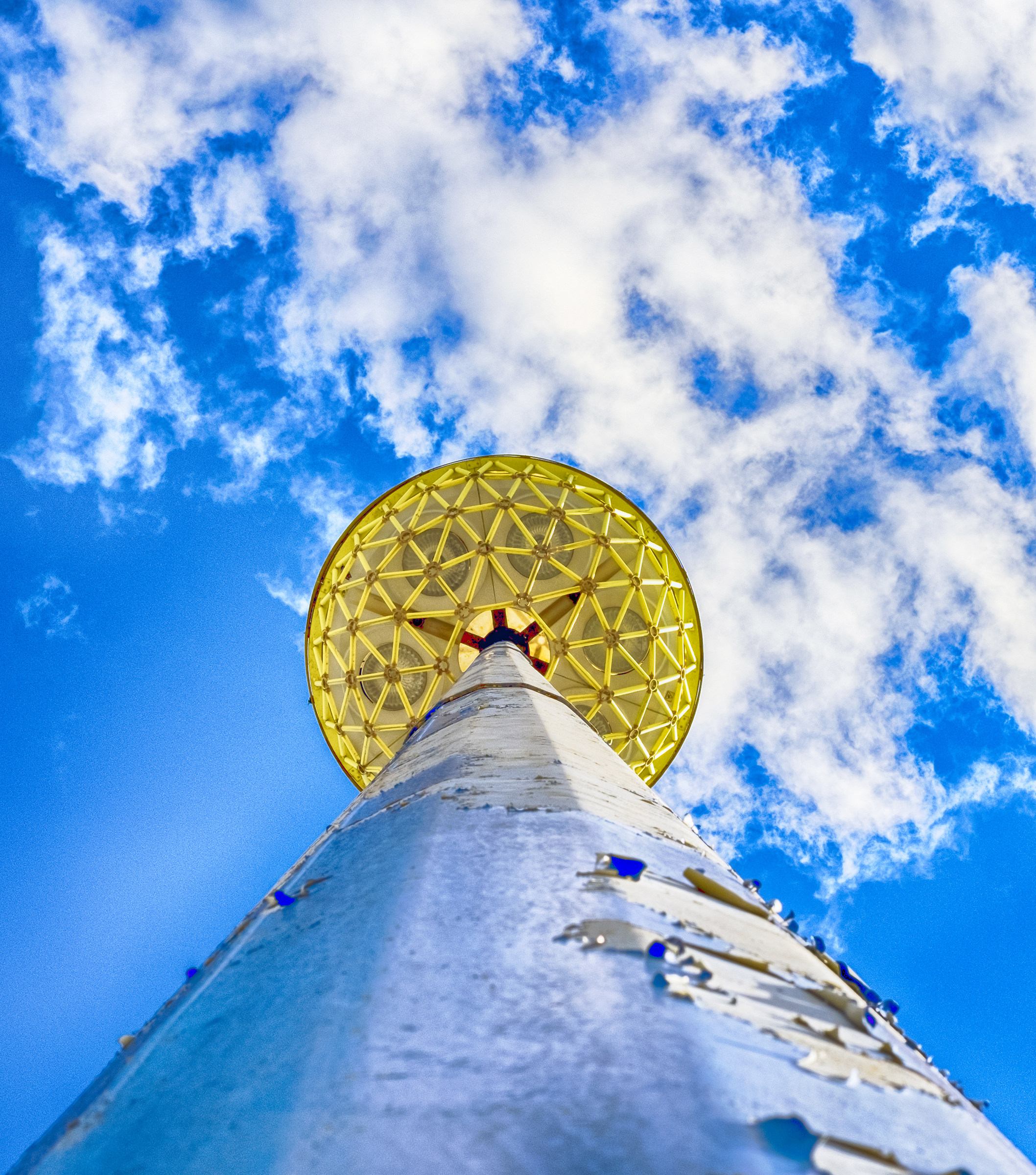 Obelisk Green-Latin-