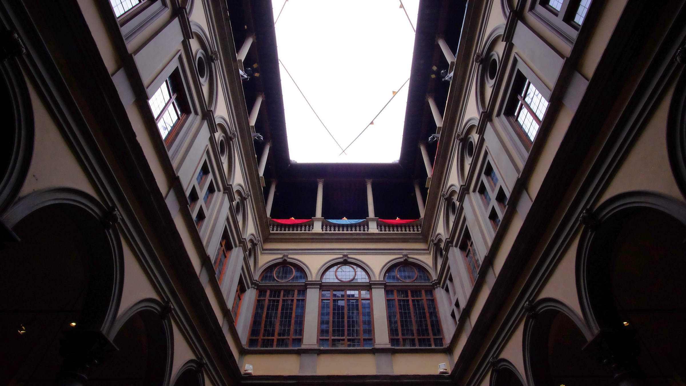 Palazzo Strozzi, courtyard