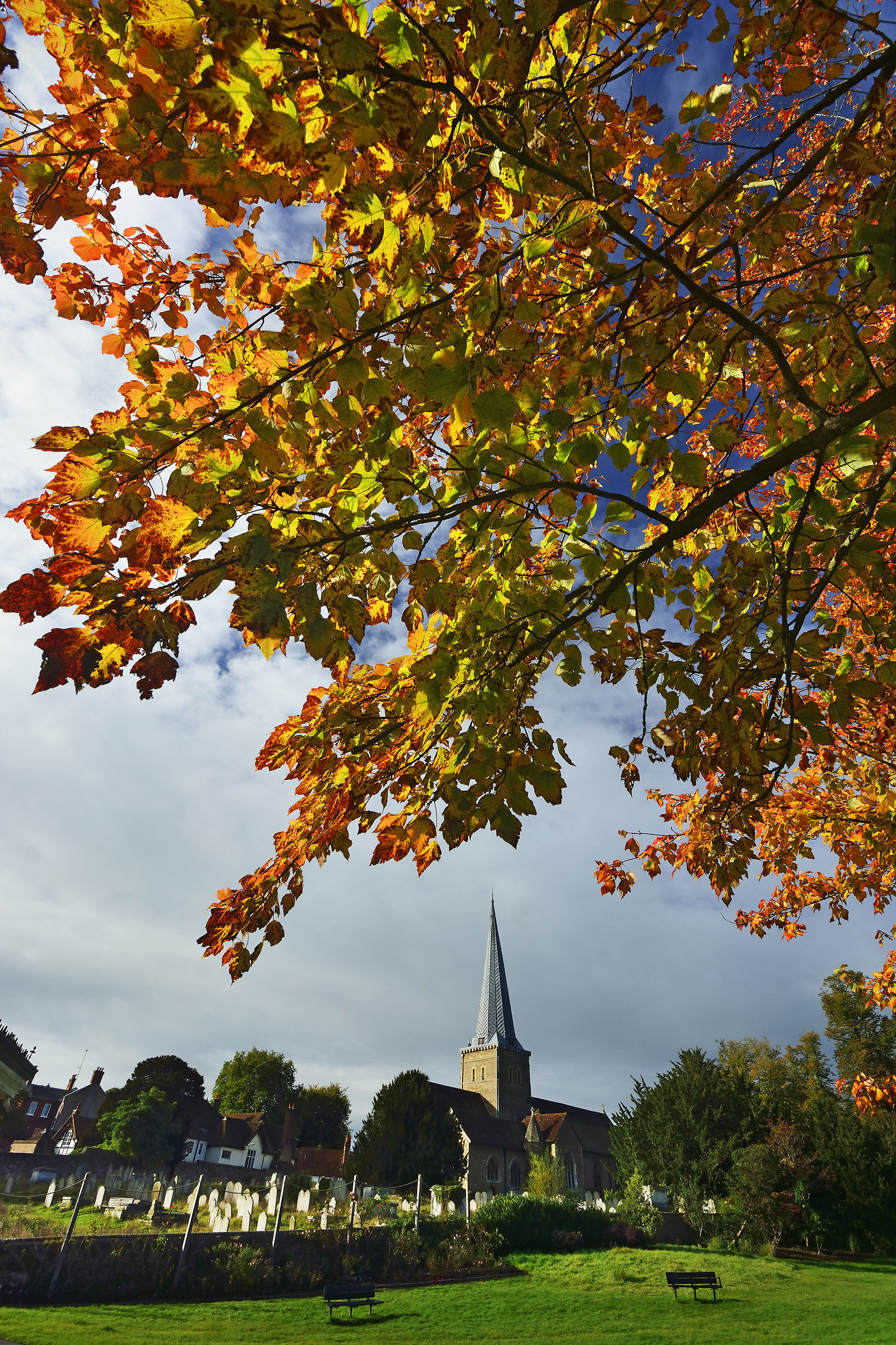 La Chiesa Spagnola perfetta inglese di Godalming