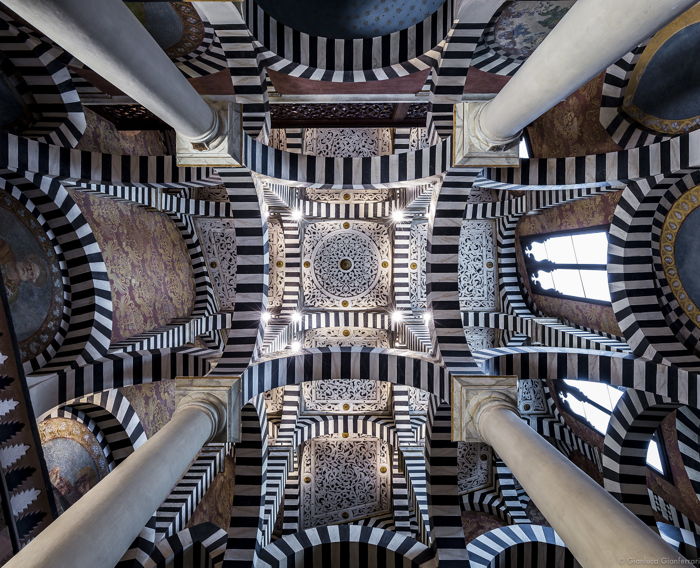 Rocchetta Mattei - looking up ...