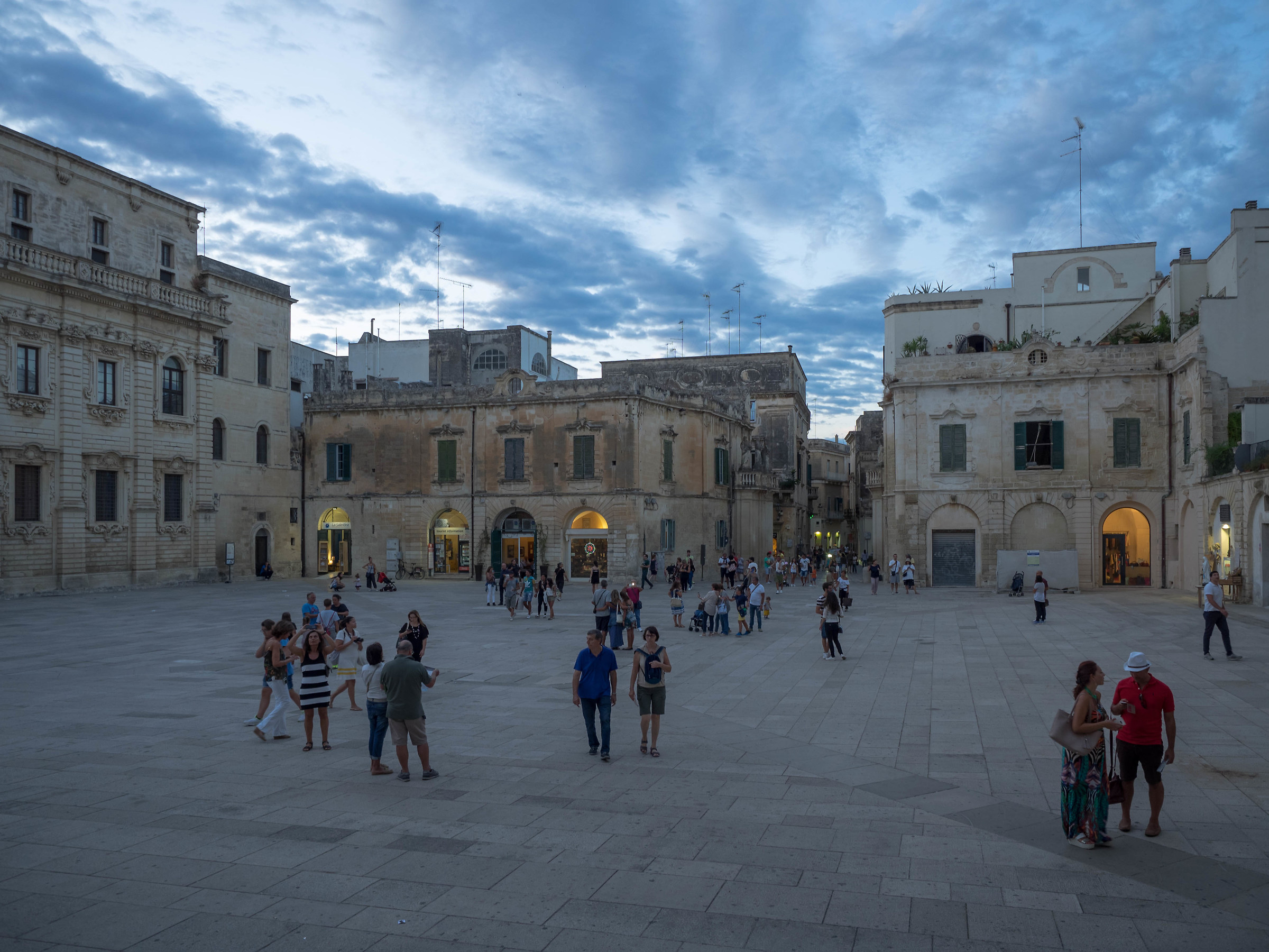 This evening .... everyone in the square