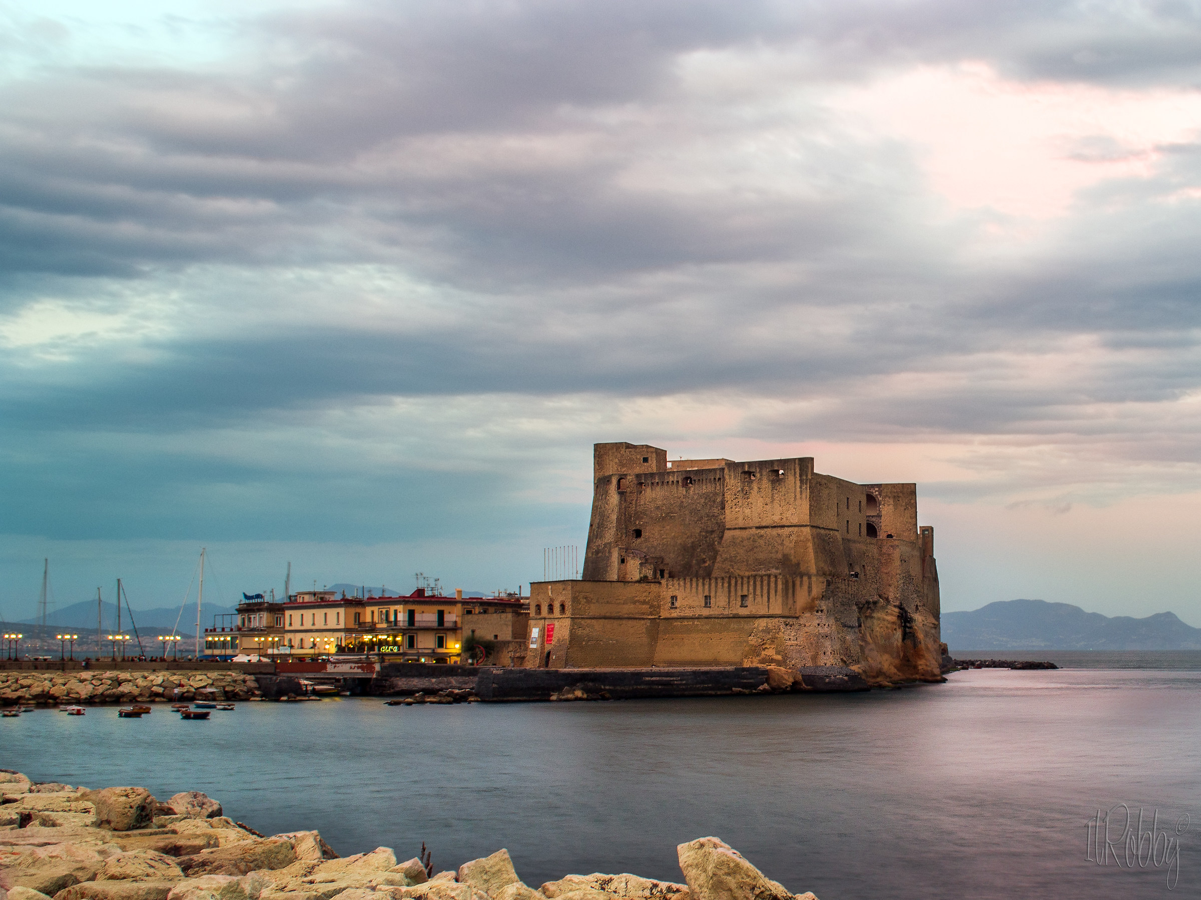Castel Dell'Ovo