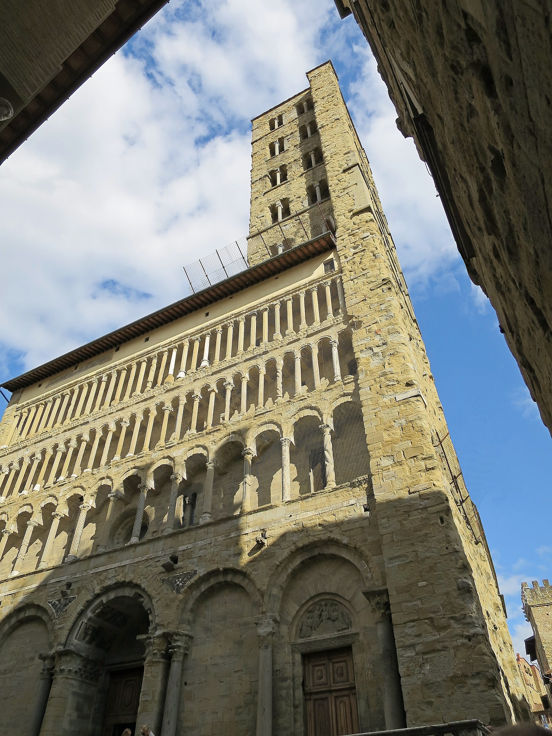 Arezzo:  Santa Maria della Pieve