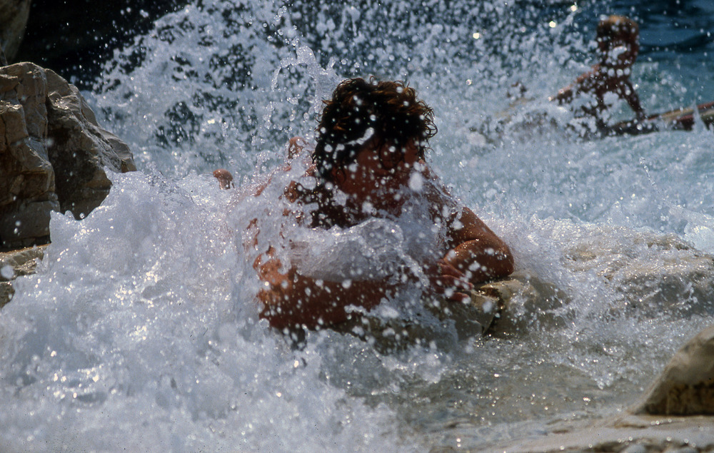 accarezzata dalle onde