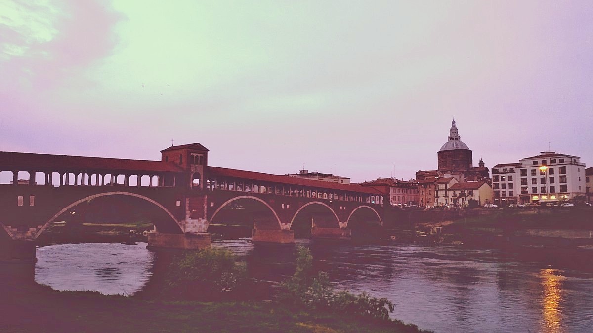 Pavia, Ponte Coperto