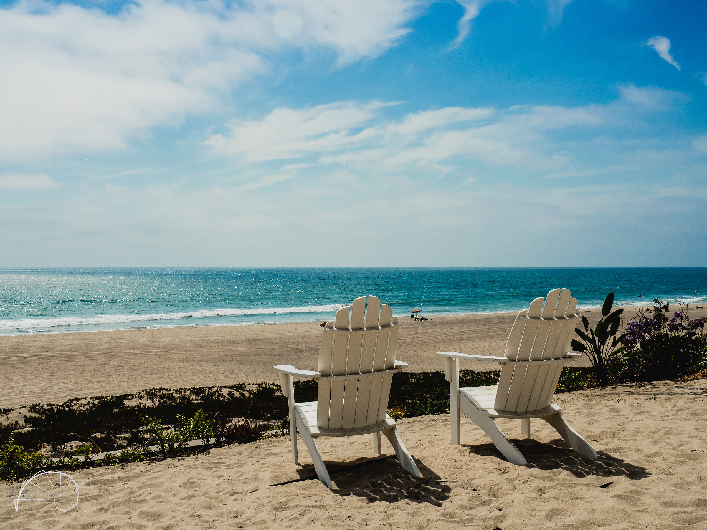 AAA 2 places in paradise offensis - Manhattan Beach