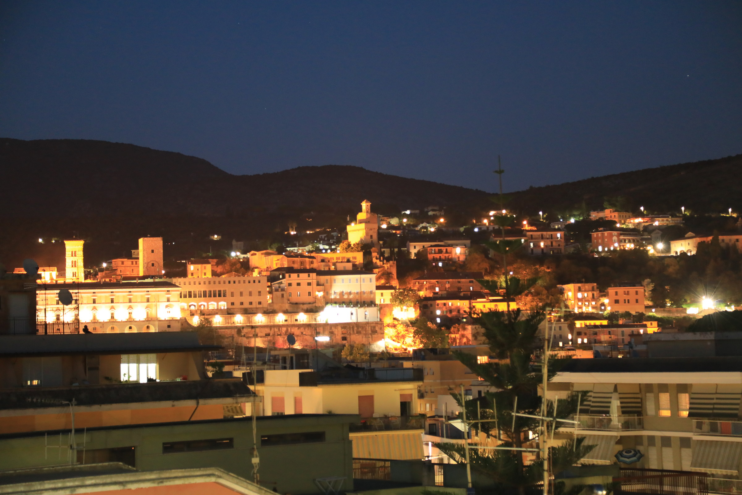 Latin: Terracina Antica