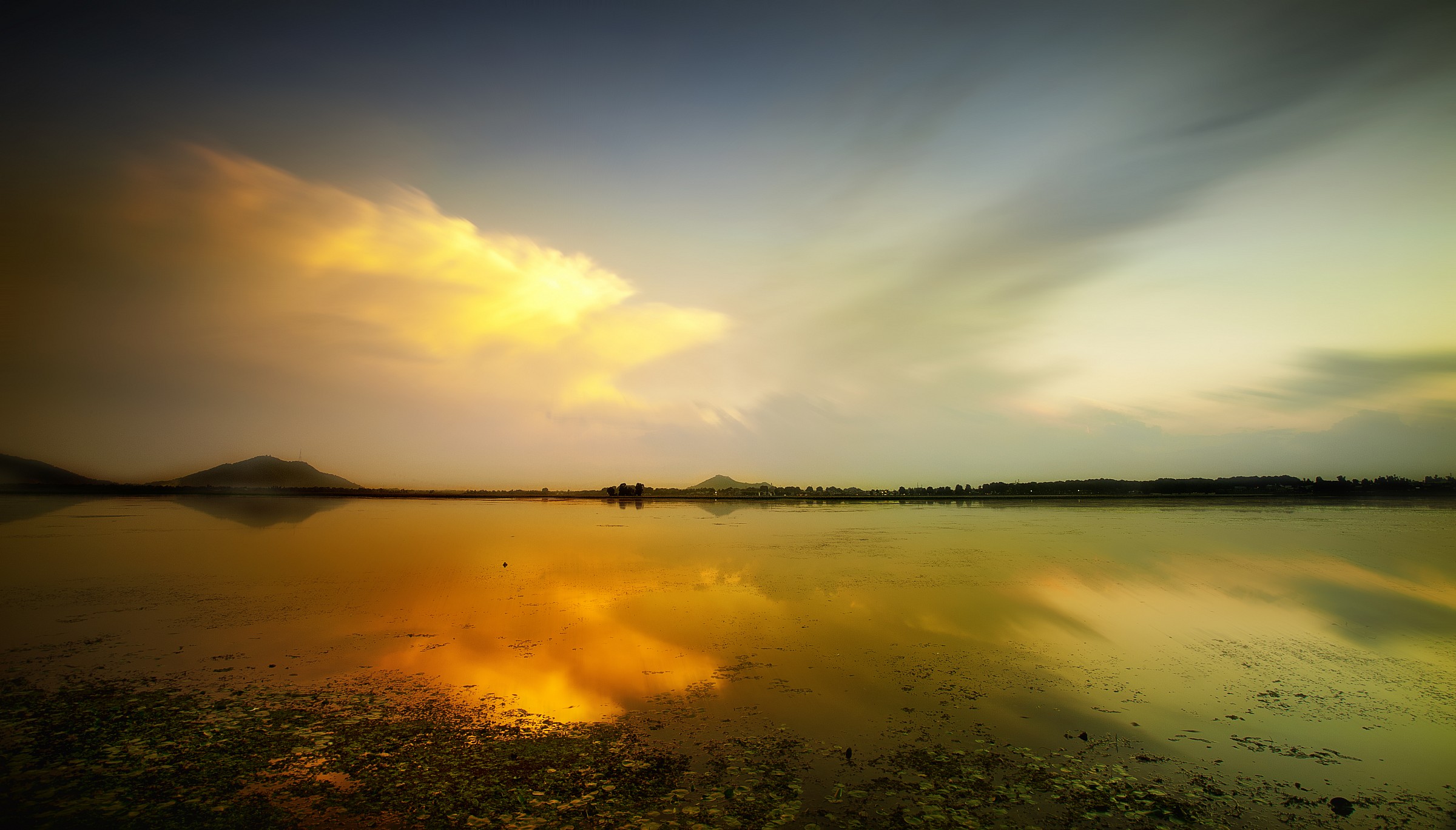 An evening in the lake