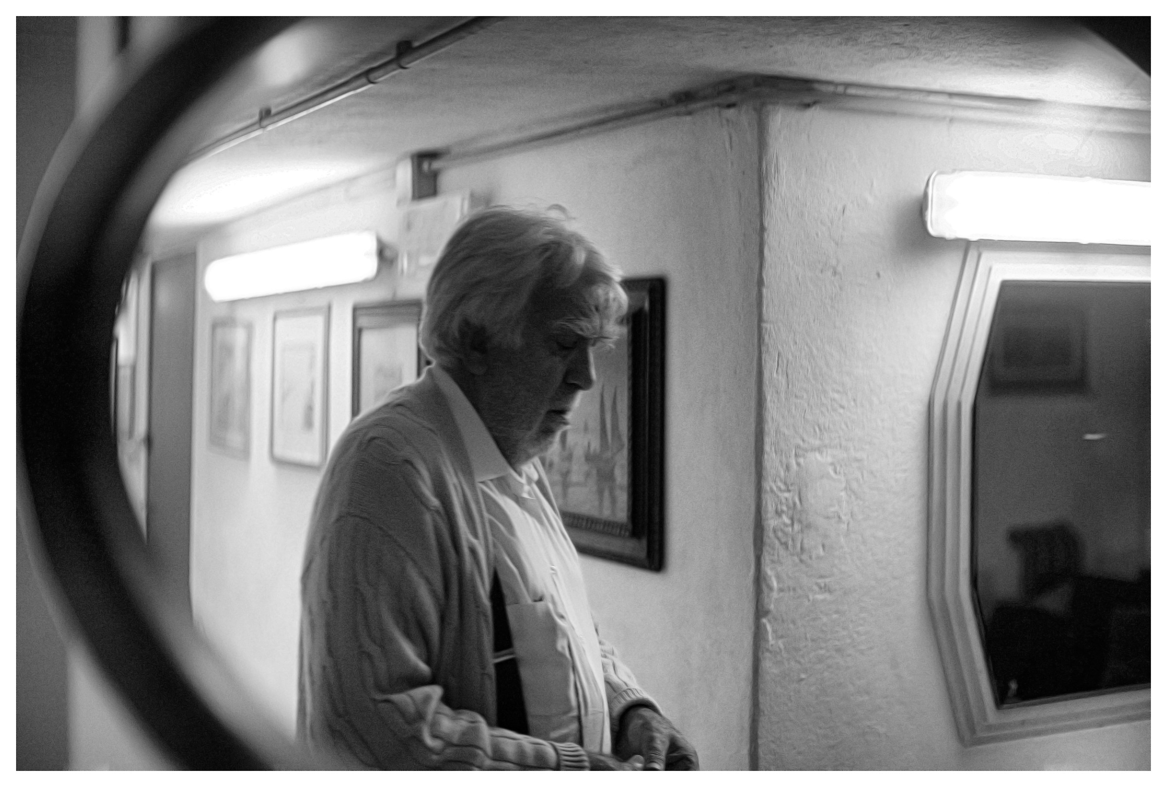 The solitude of the actor