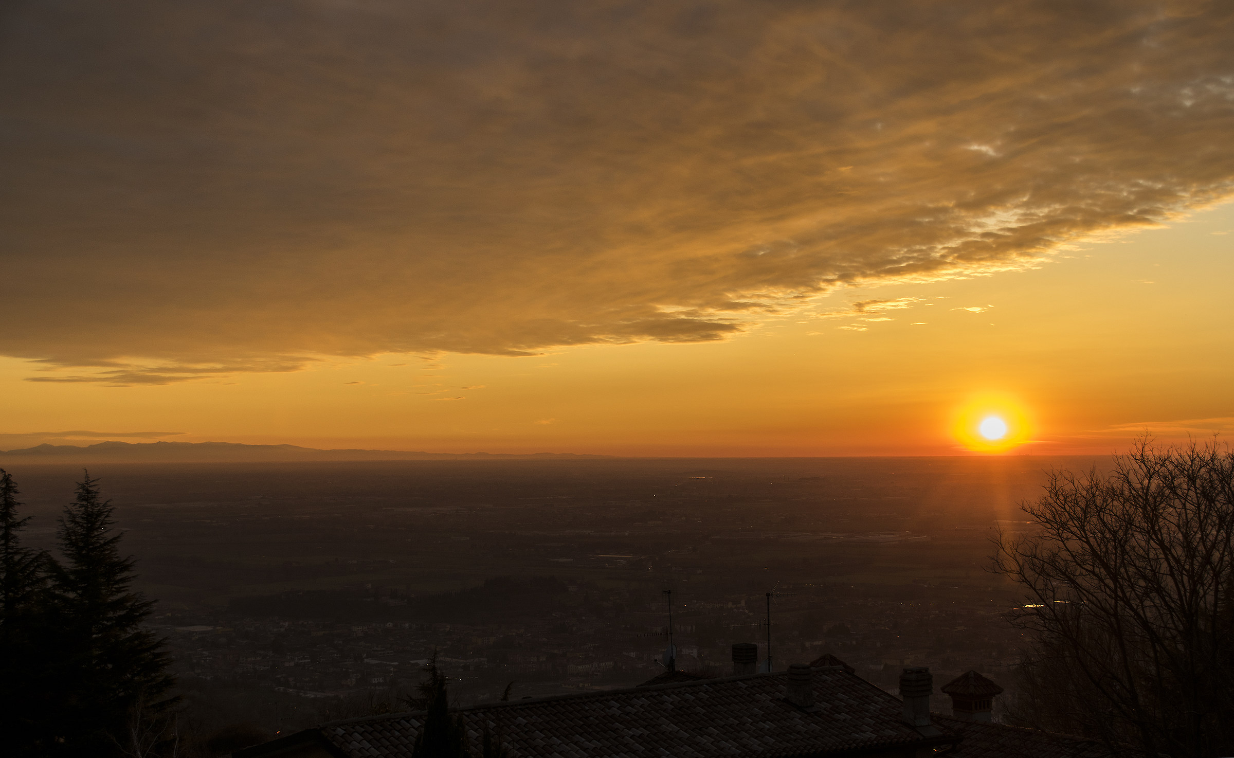 Sunset on the Padana plain