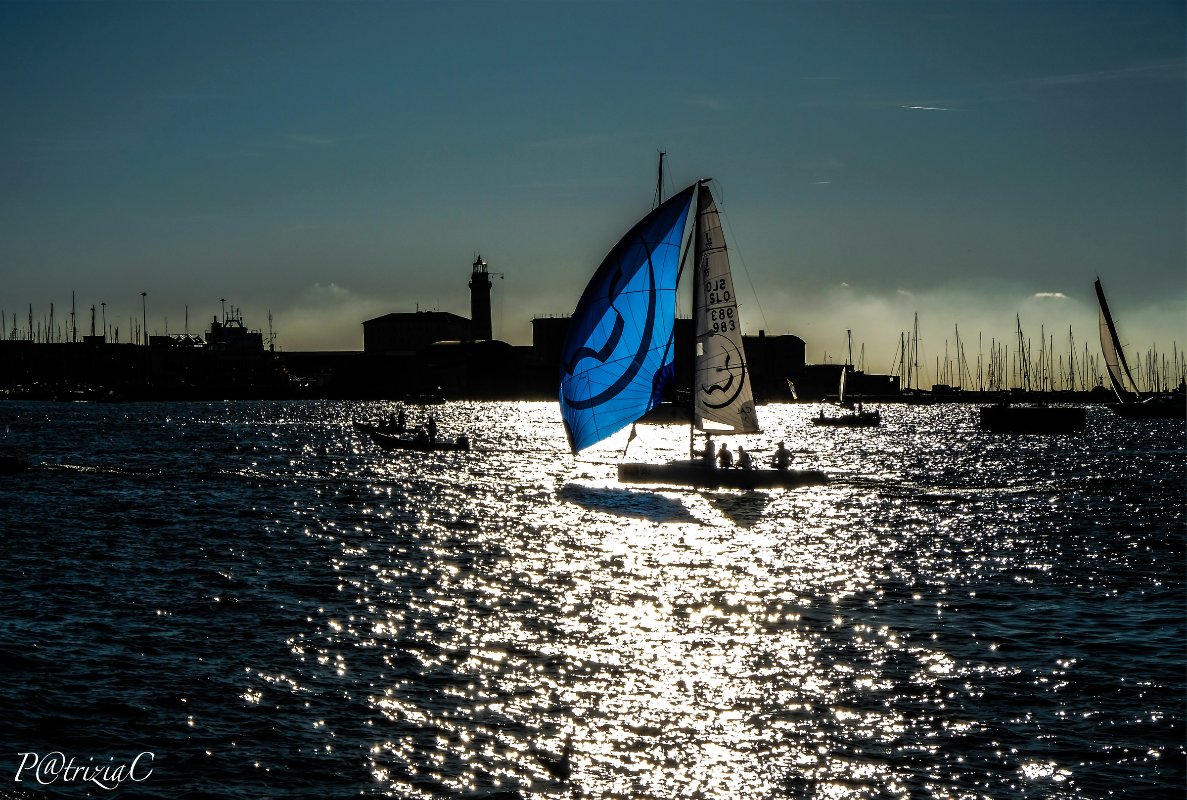 ... là dove il mare luccica ...