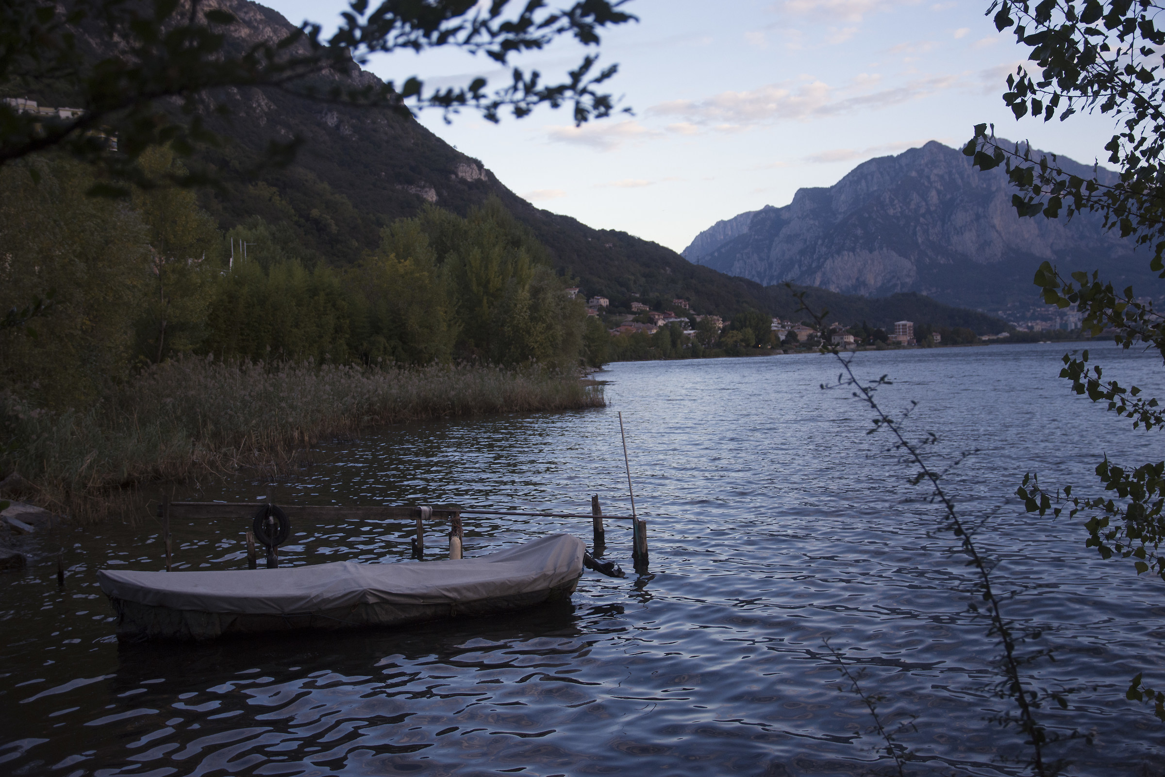 Peaceful autumn morning at Pescate (Lc)