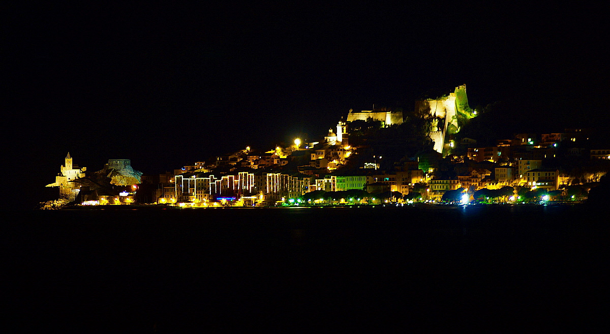 Veduta di Portovenere dalla Venere Azzurra