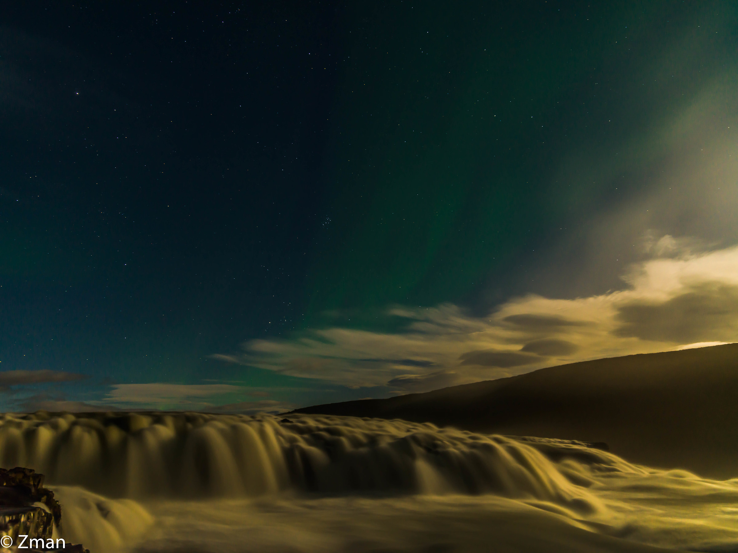 L'Aurora e Gullfoss