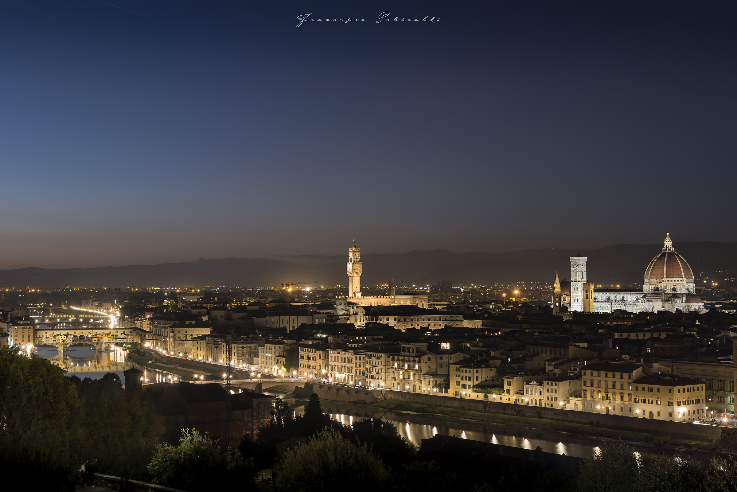 Firenze e la sua magica ora blu