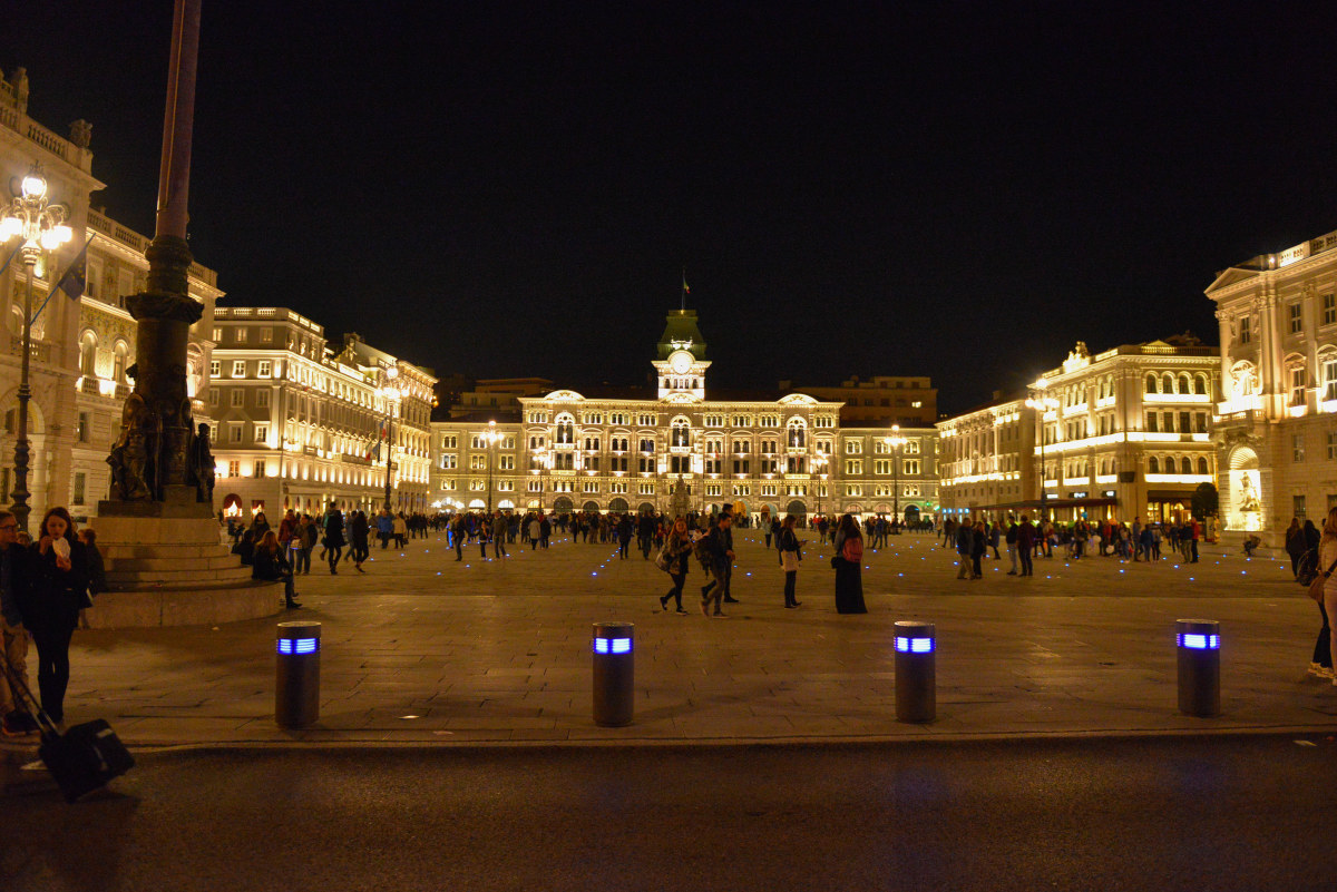 Piazza Unità di Trieste Italy ... in the evening
