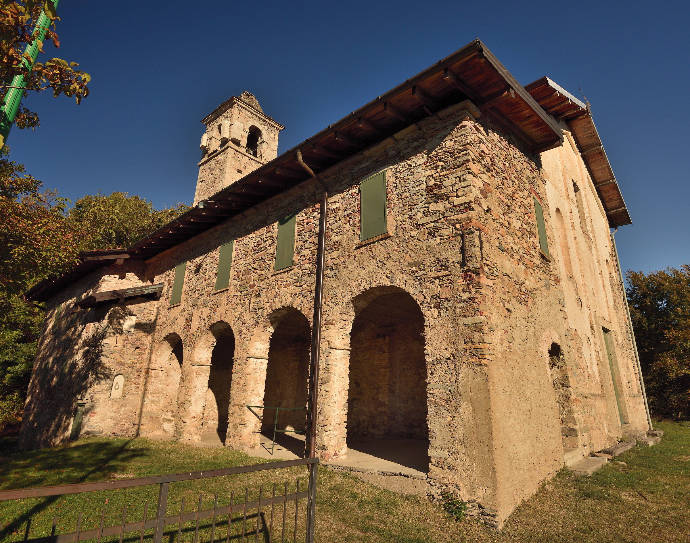 church of S.Paolo - Marchirolo