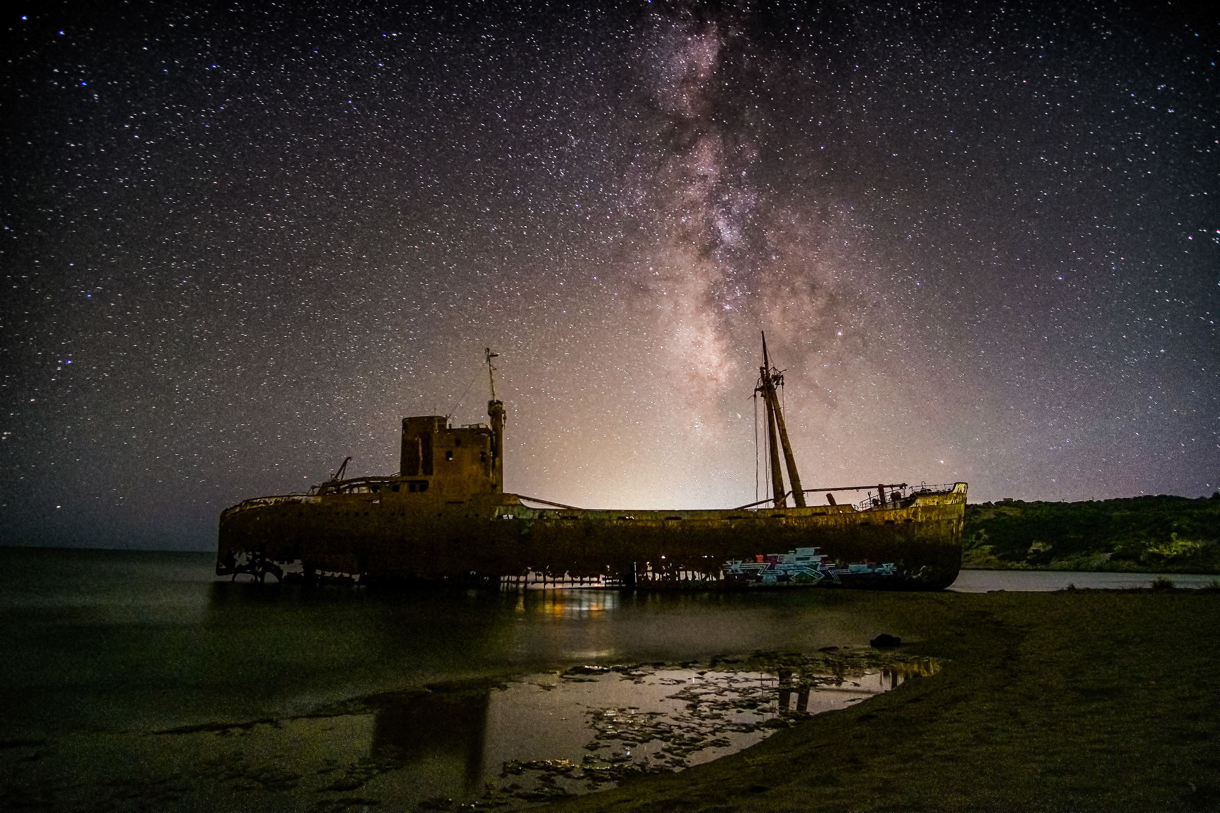 Starfall on the wreck