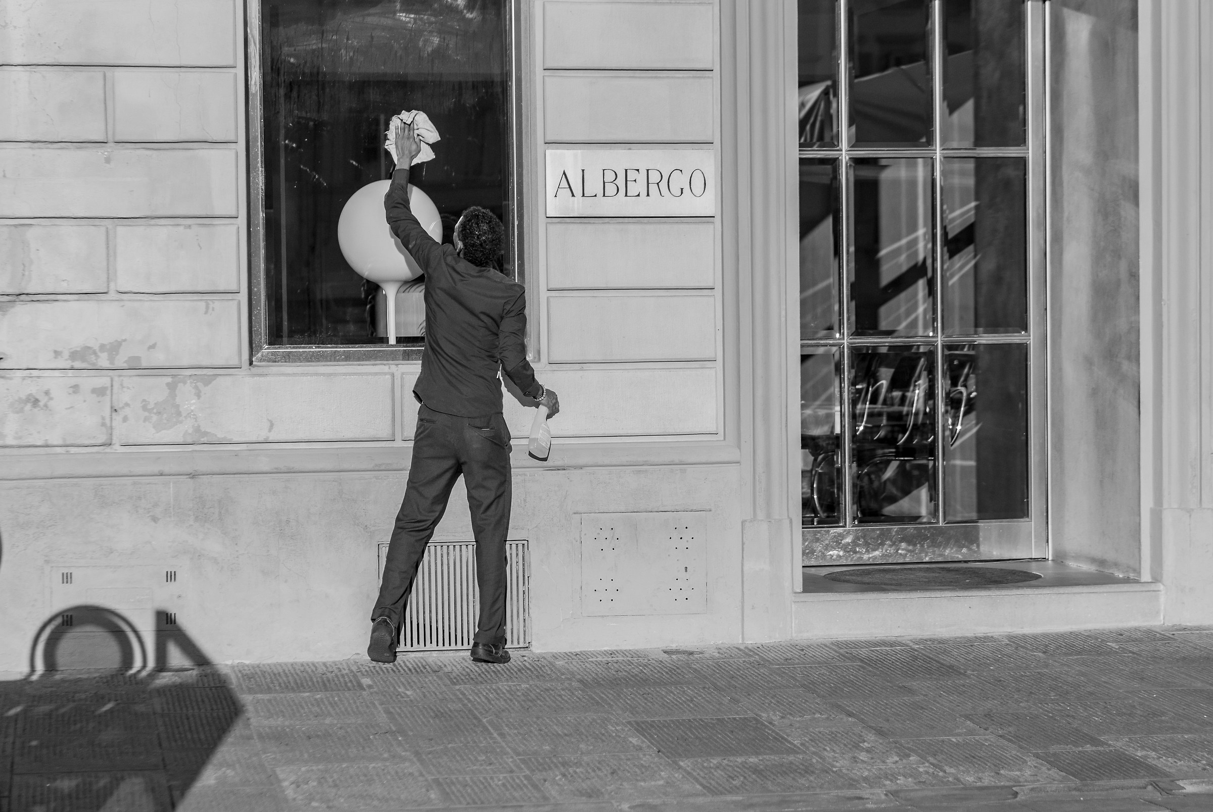 dai la cera ... leva la cera