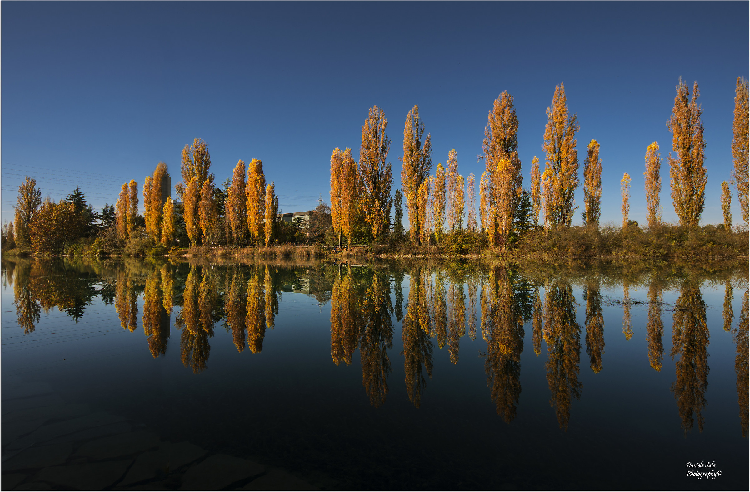 Autumn on the Mincio Park ..