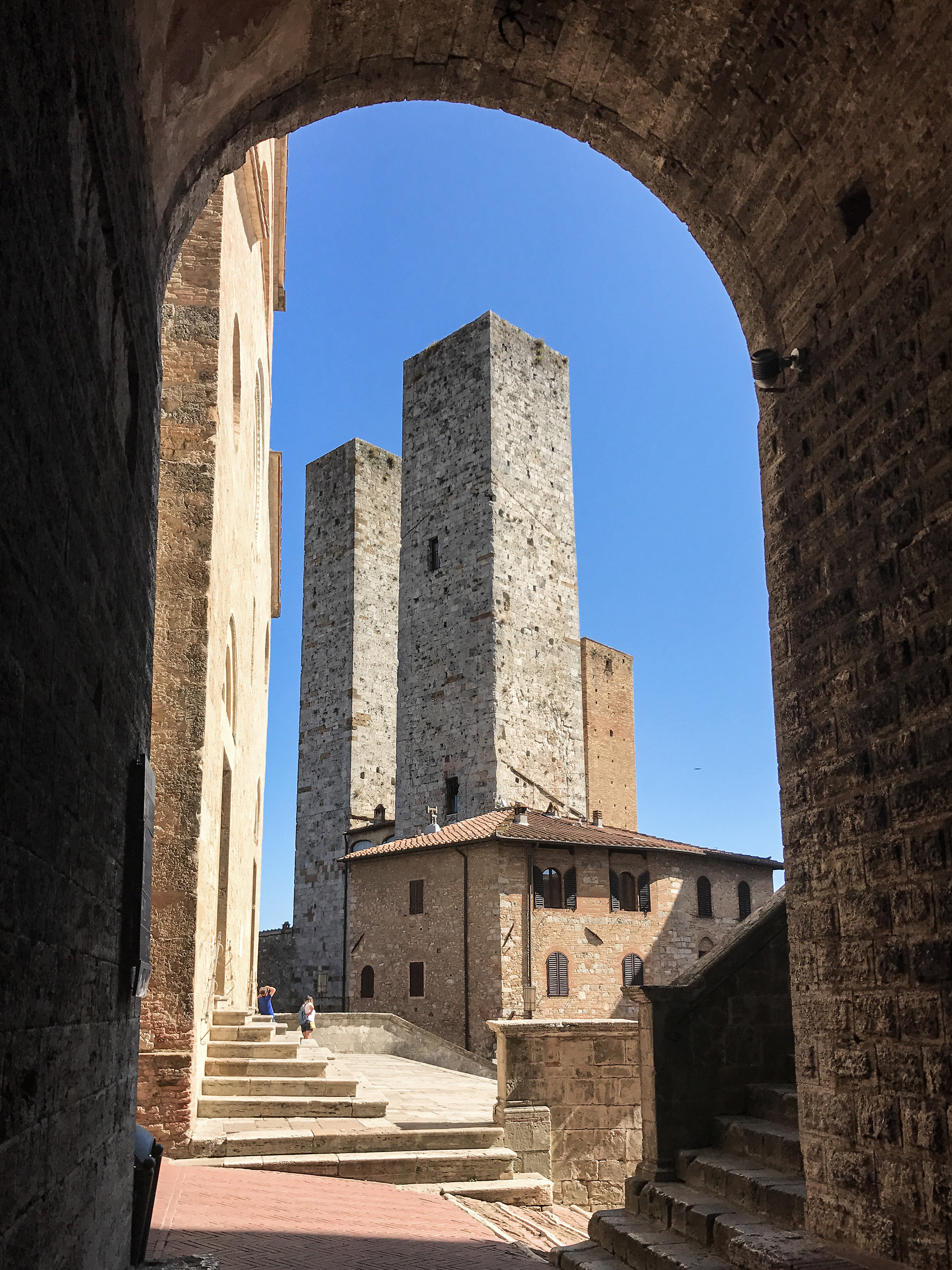 San Gimignano - Piazza della Cisterna