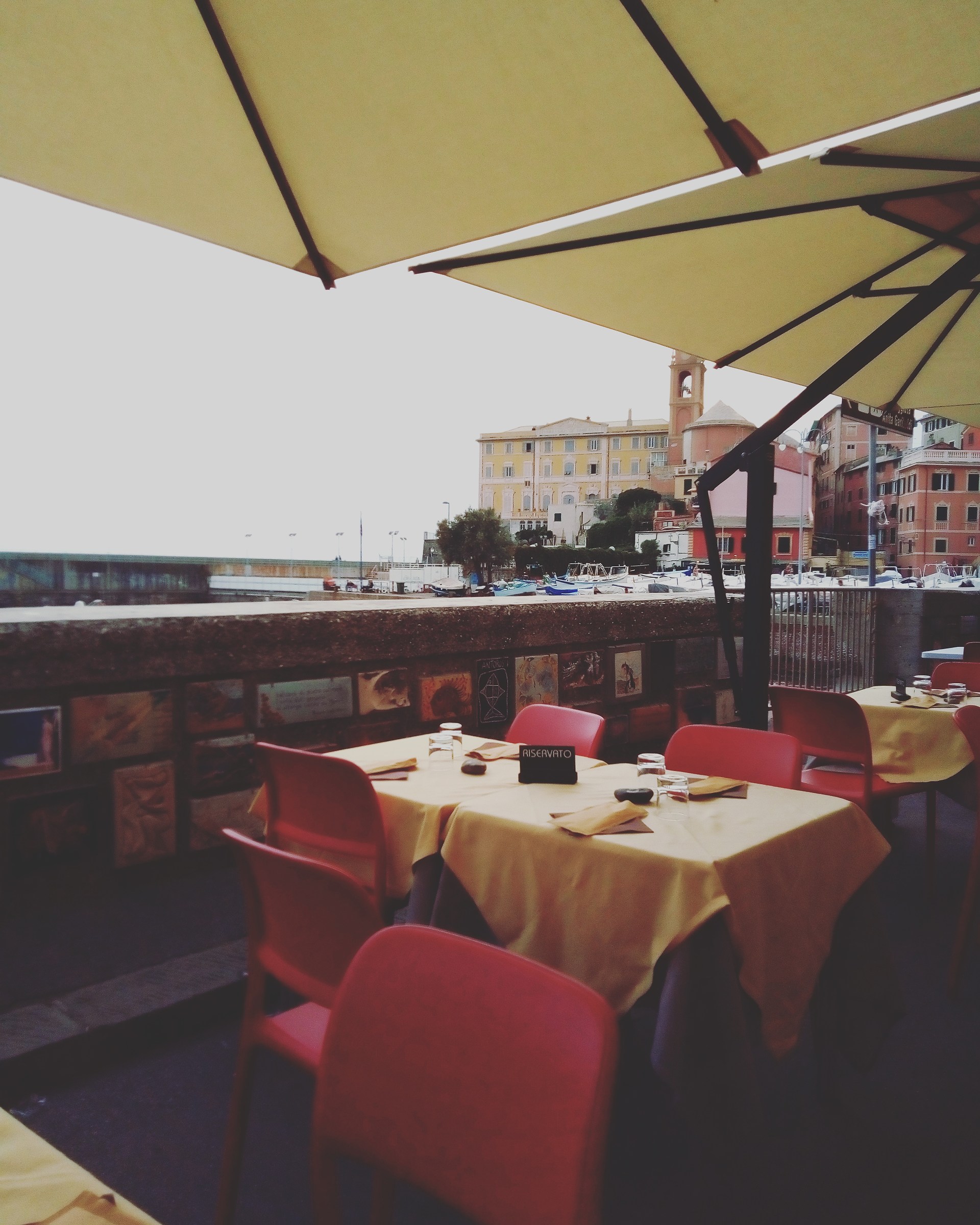 A Ristorante in riva al mare