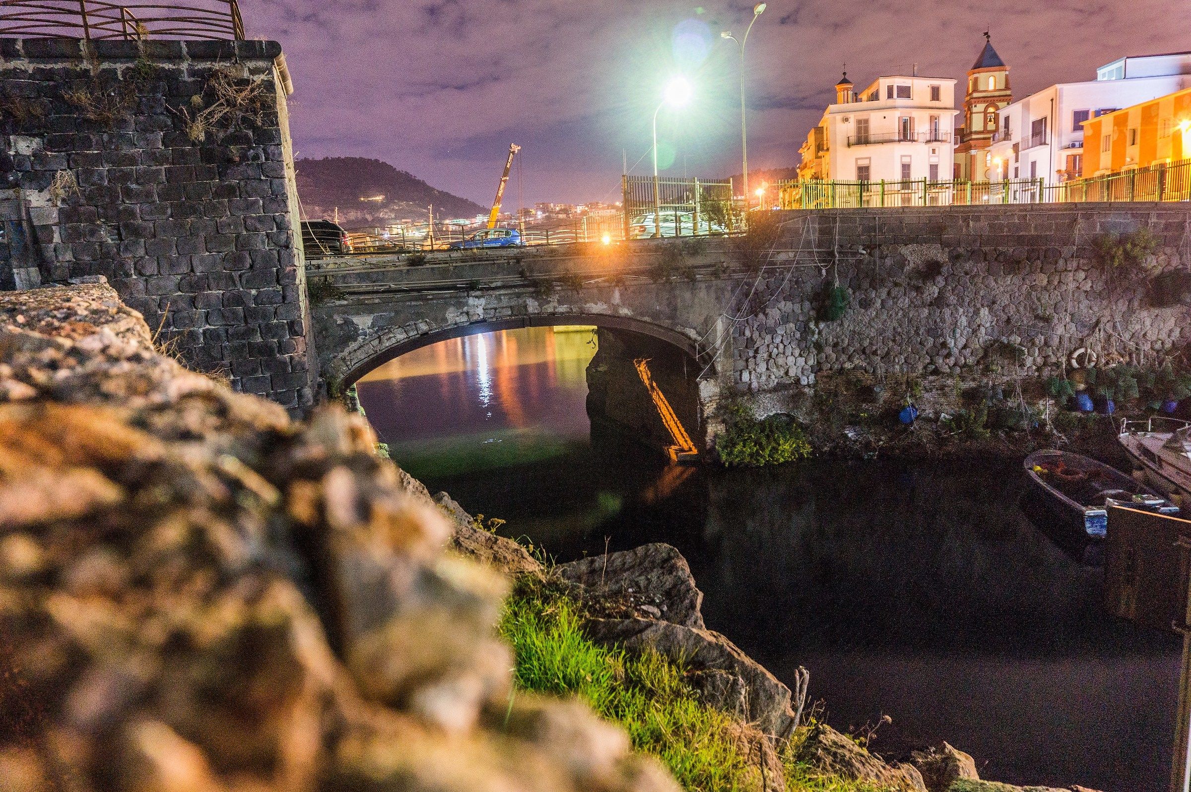 pontile della Darsena di Pozzuoli (na)