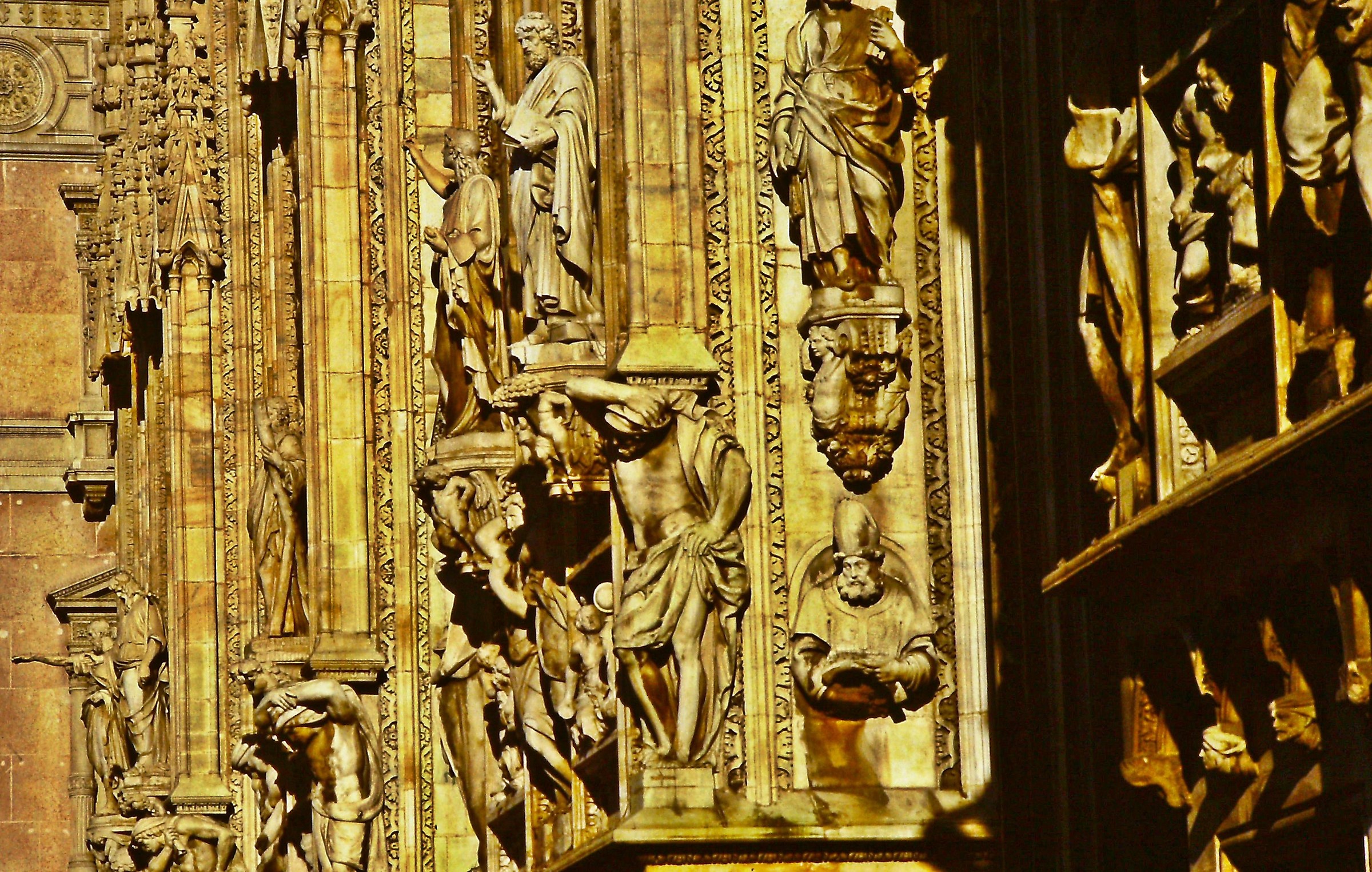 622 - troppi santi, l'Inferno sarà certo mezzo vu...