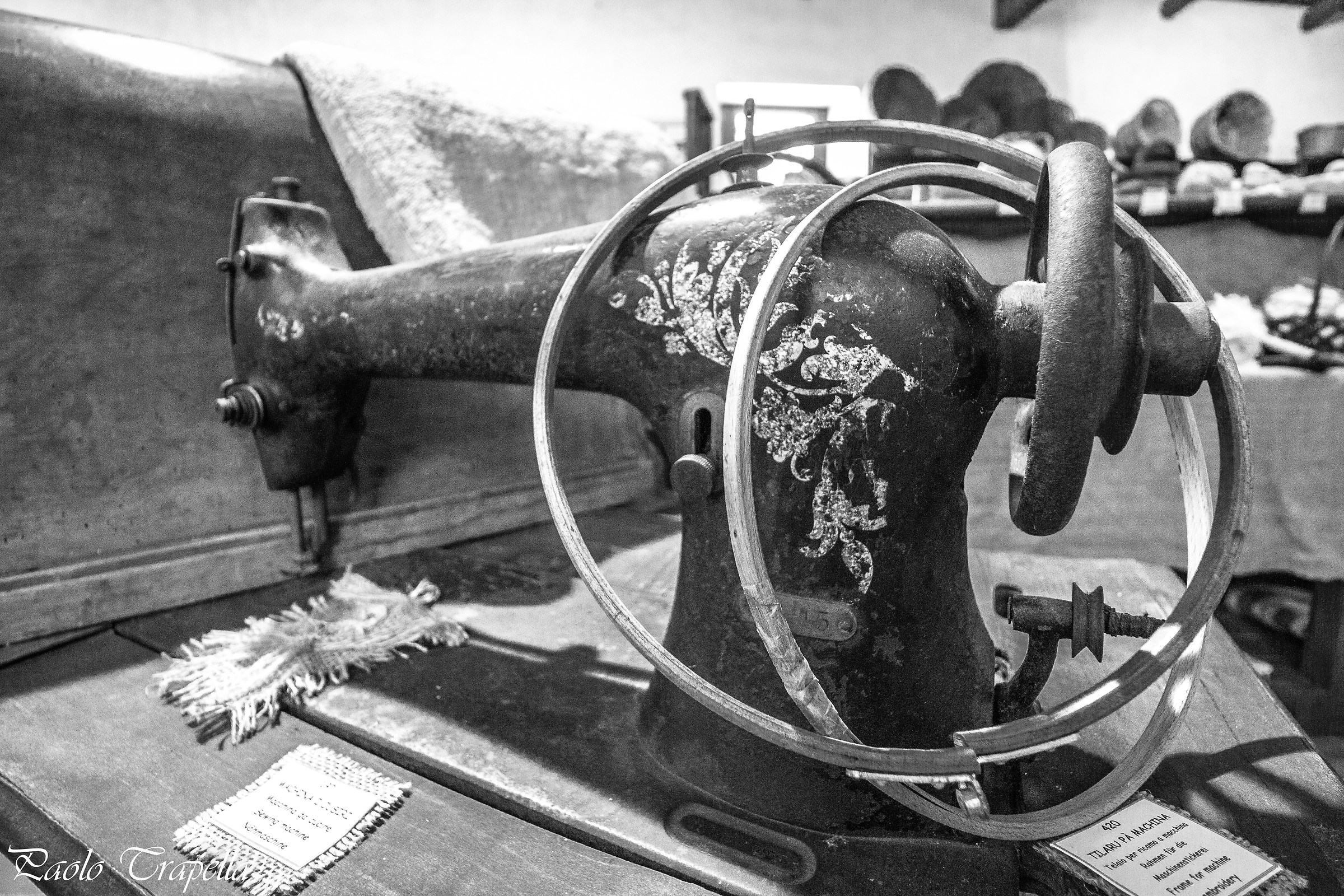 an old sewing machine !!