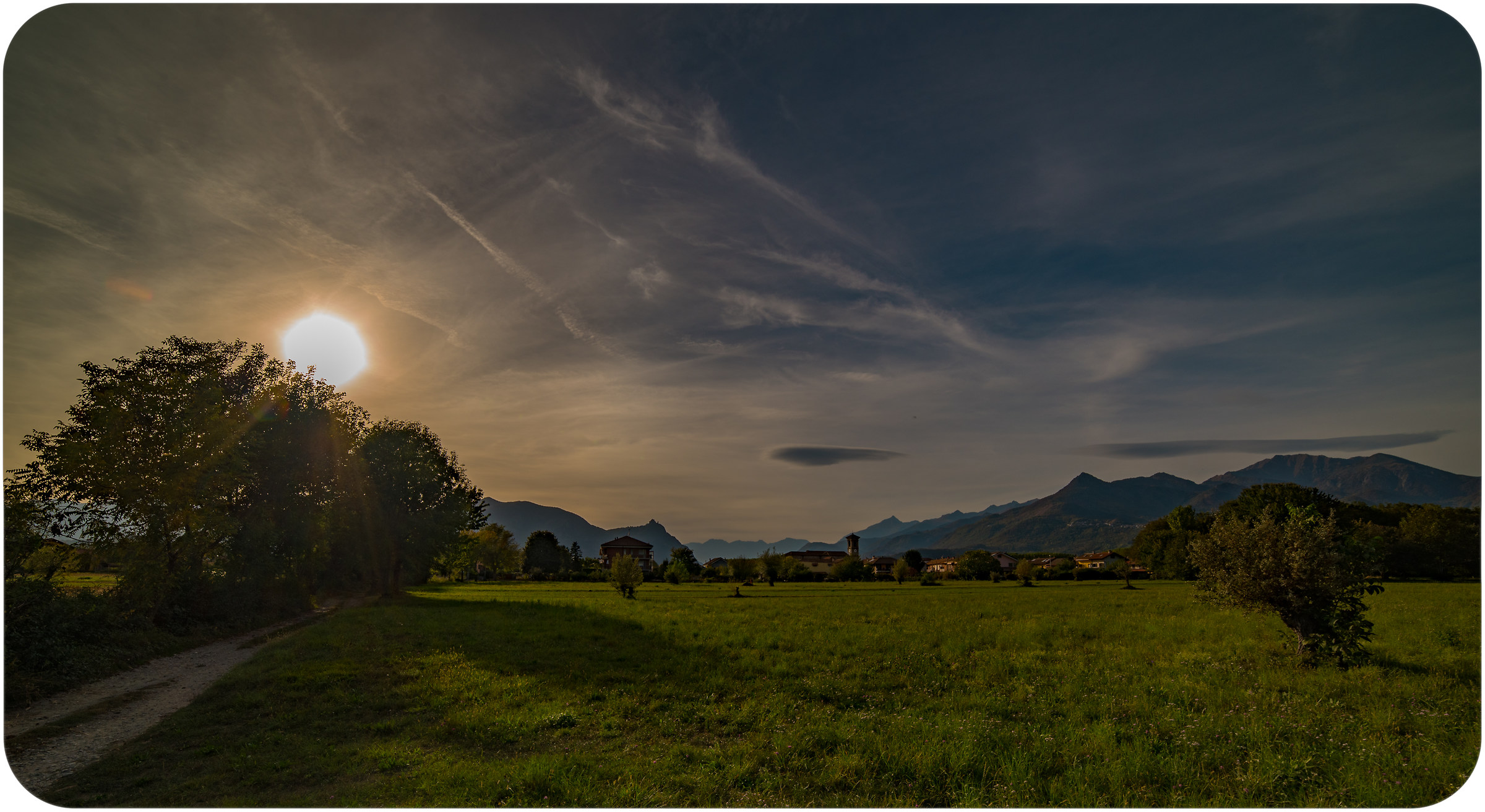Tramonto in borgata bassa Val di Susa