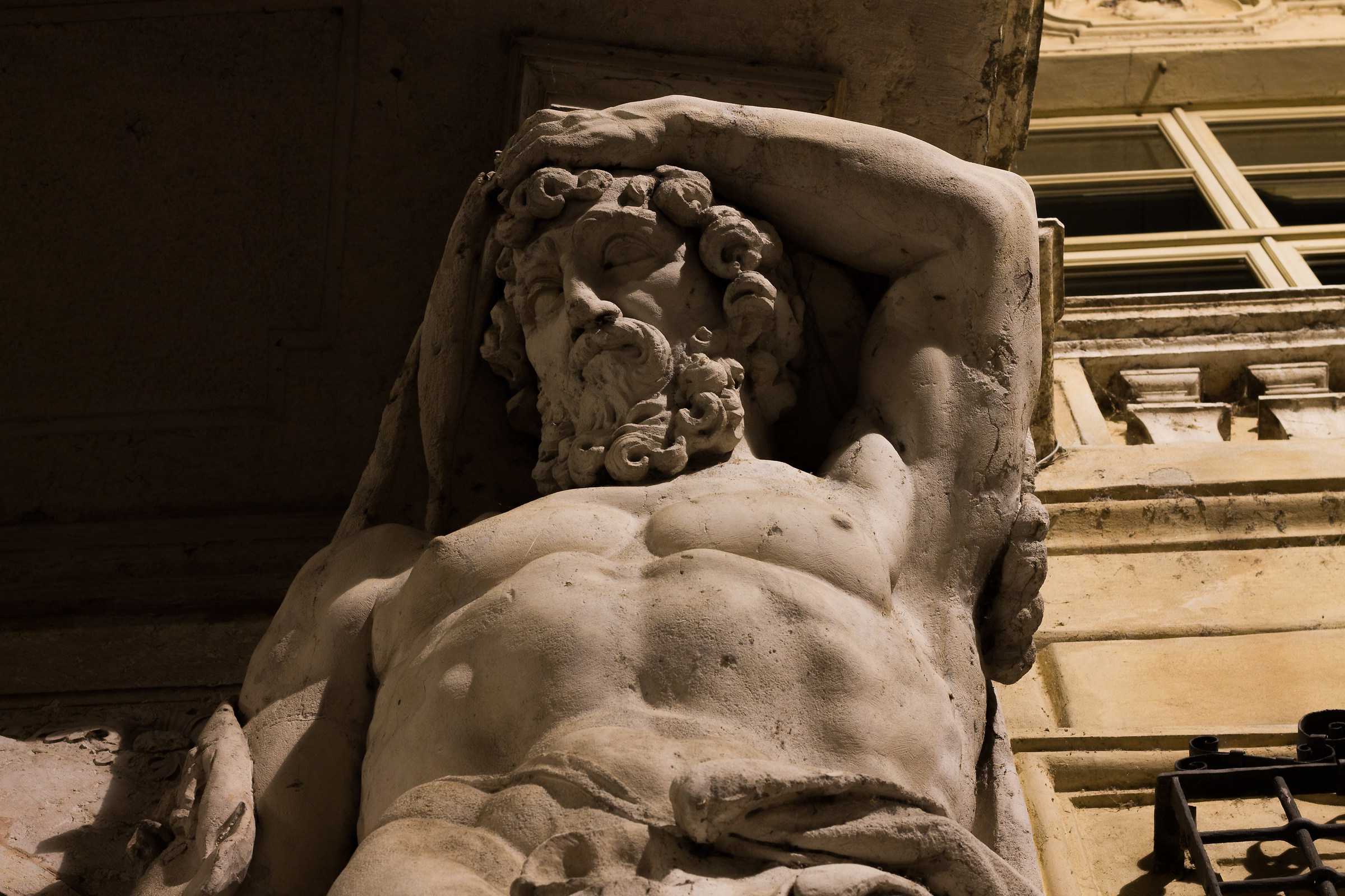 Piazza Sordello detail