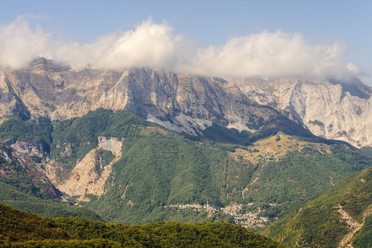 The massif of Pisanino
