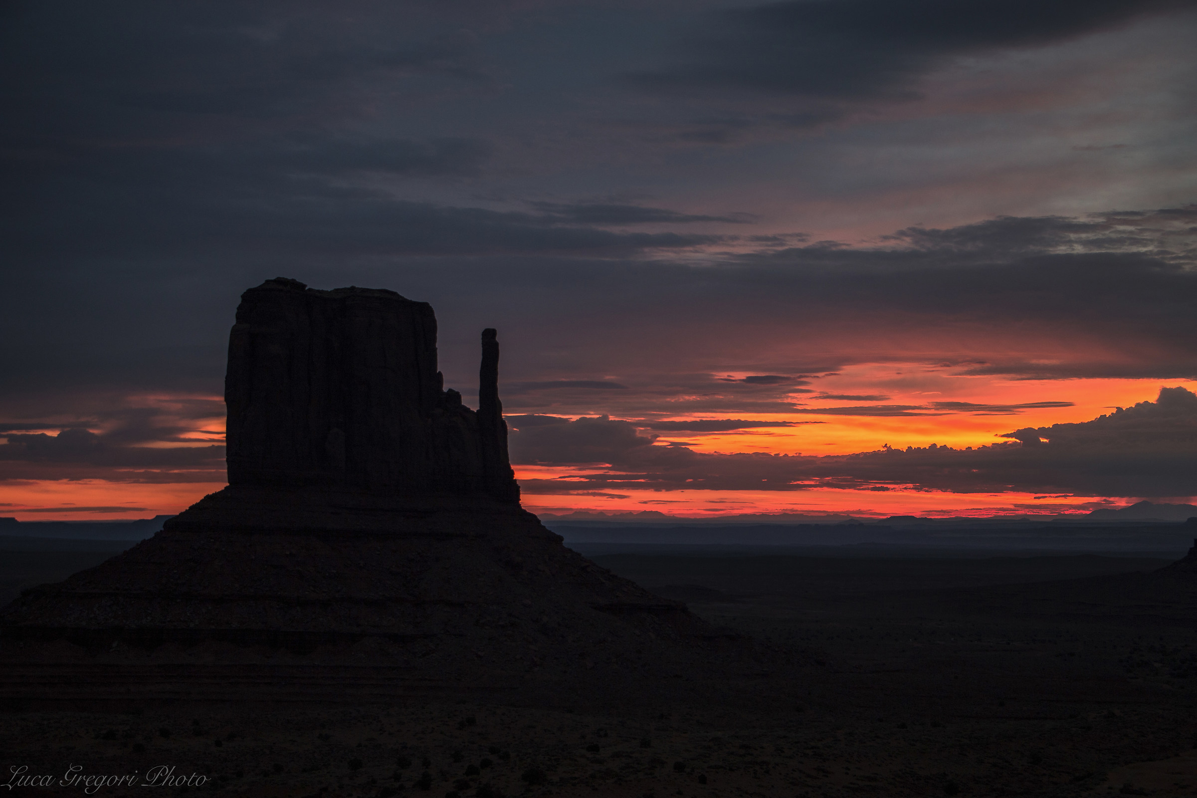 Sunrise Over Monument Valley