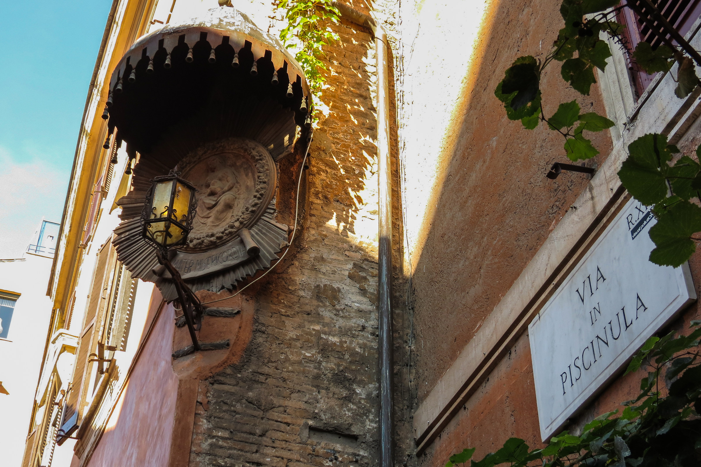 Post it in the piscinula