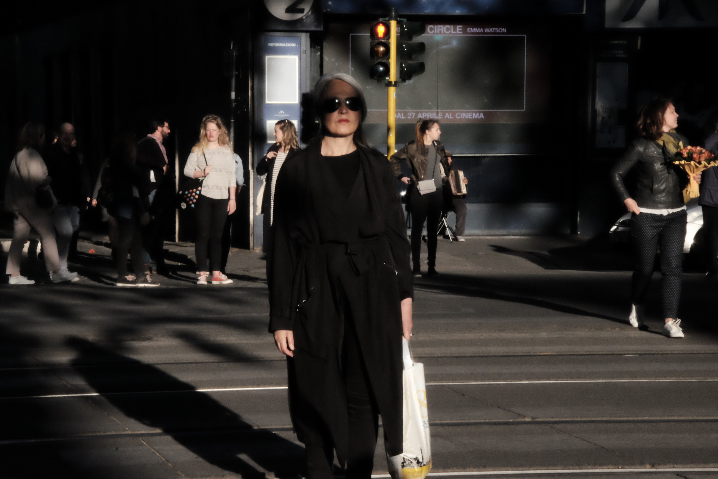 E te ne vai Maria tra l 'altra gente...