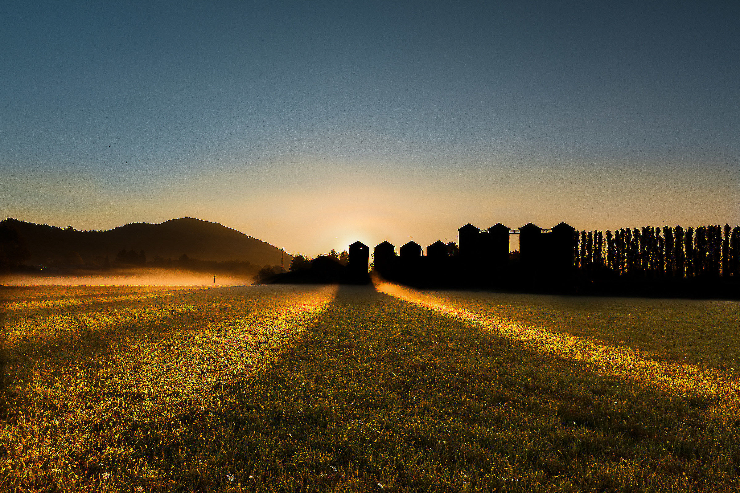 When the sun rises ..