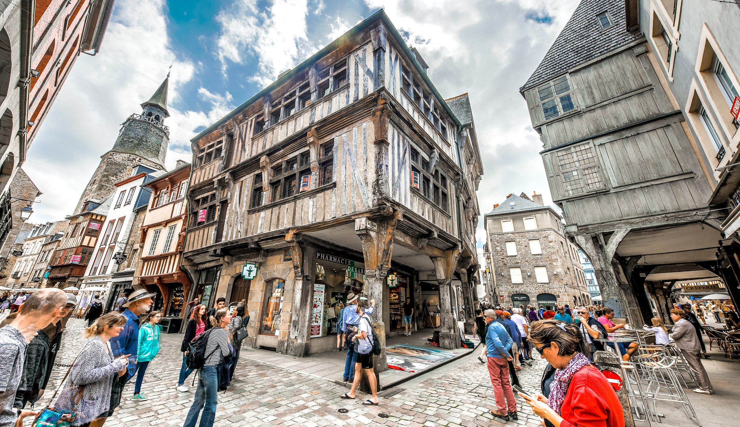 Dinan