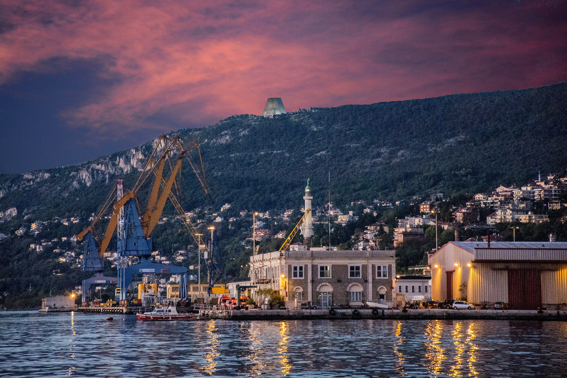 Sunset on the harbor