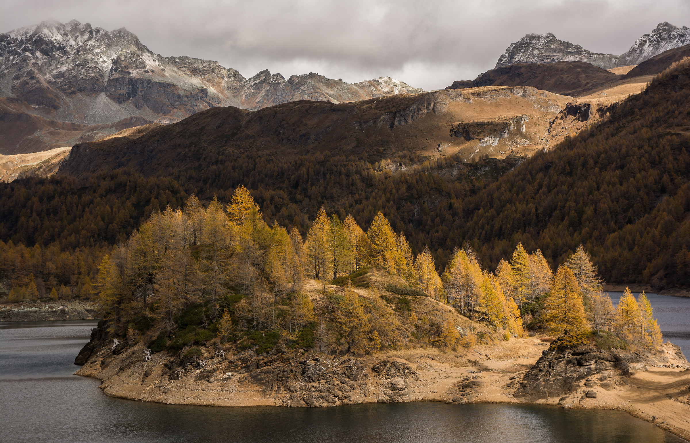 Isola Lago Devero