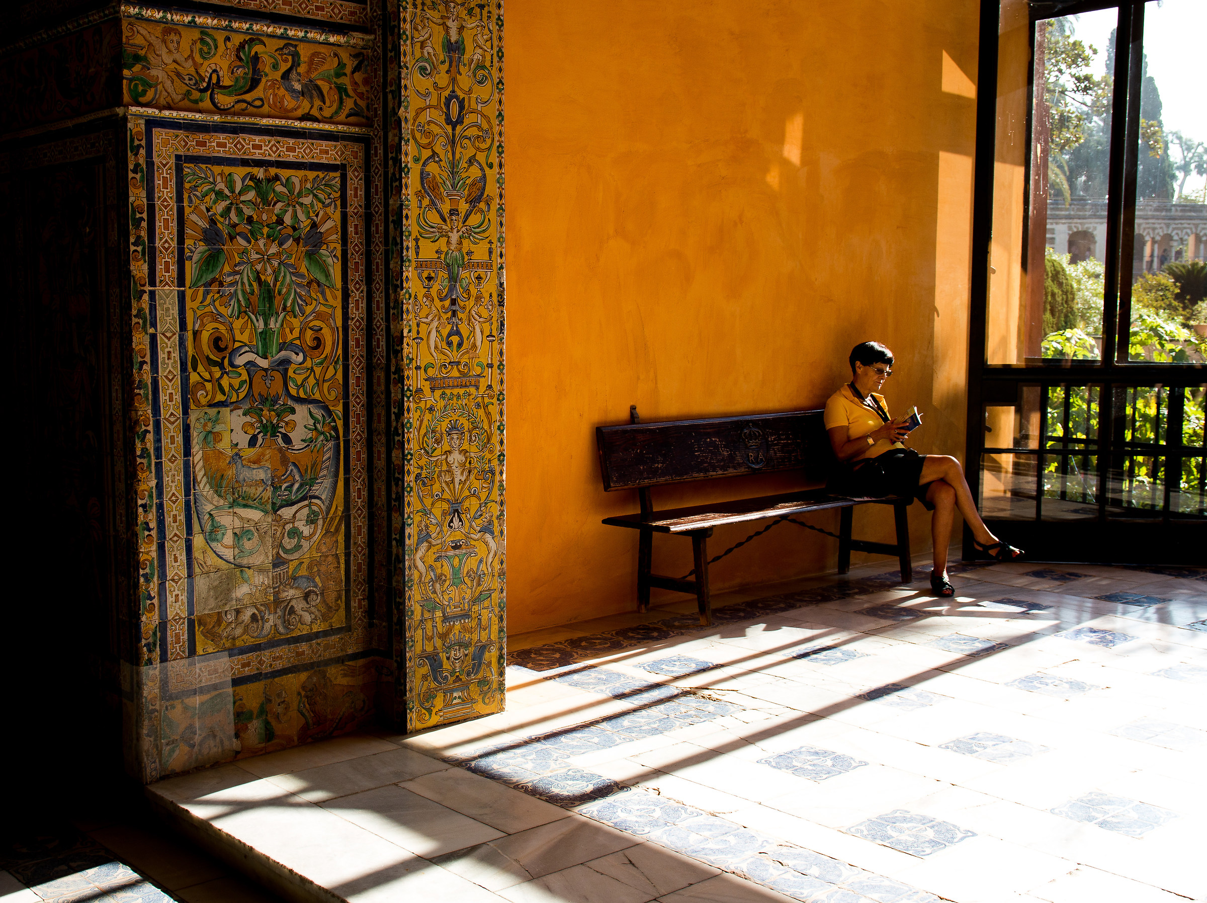 Reading the story, Real Alcazar