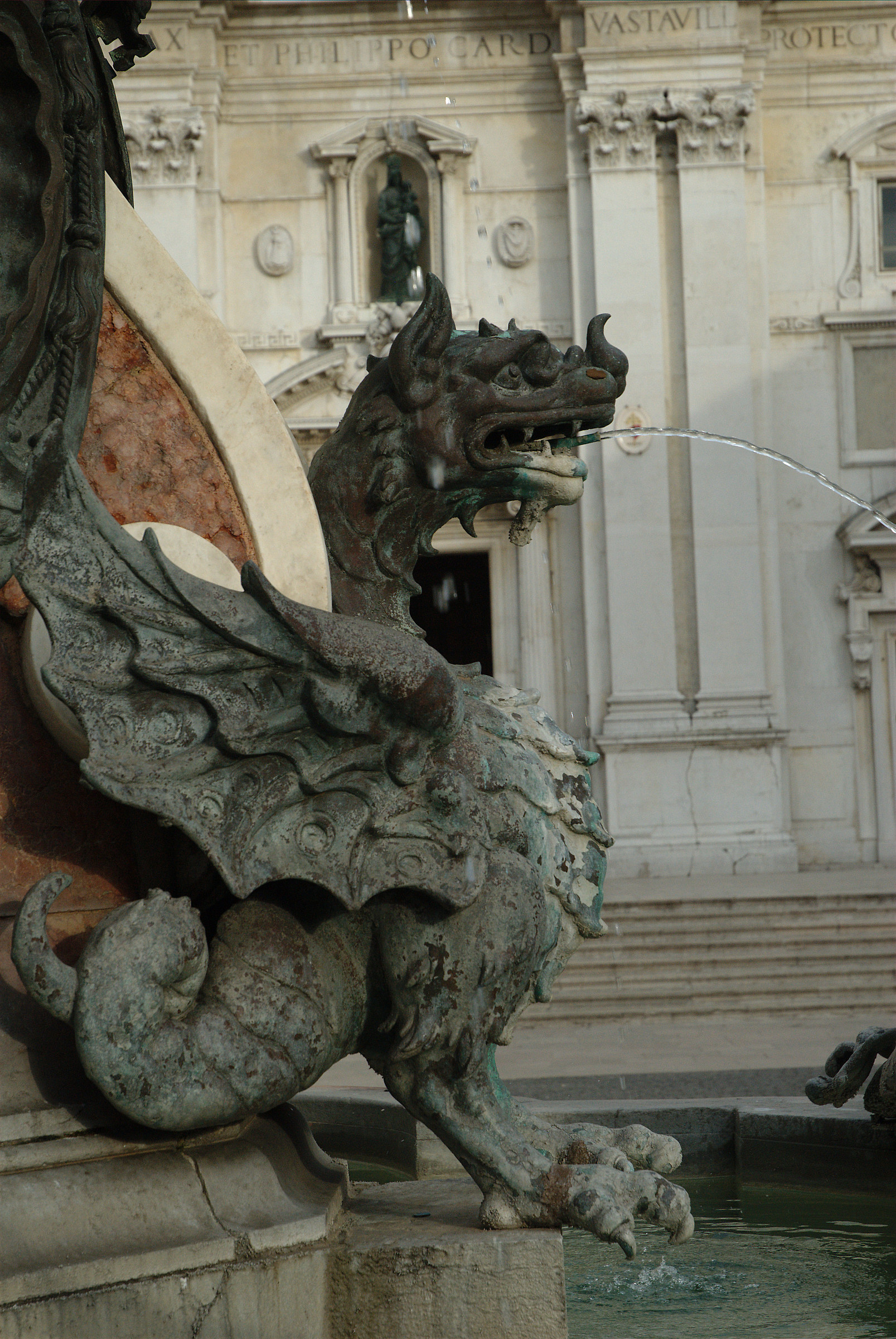 Loreto Shrine, fountain