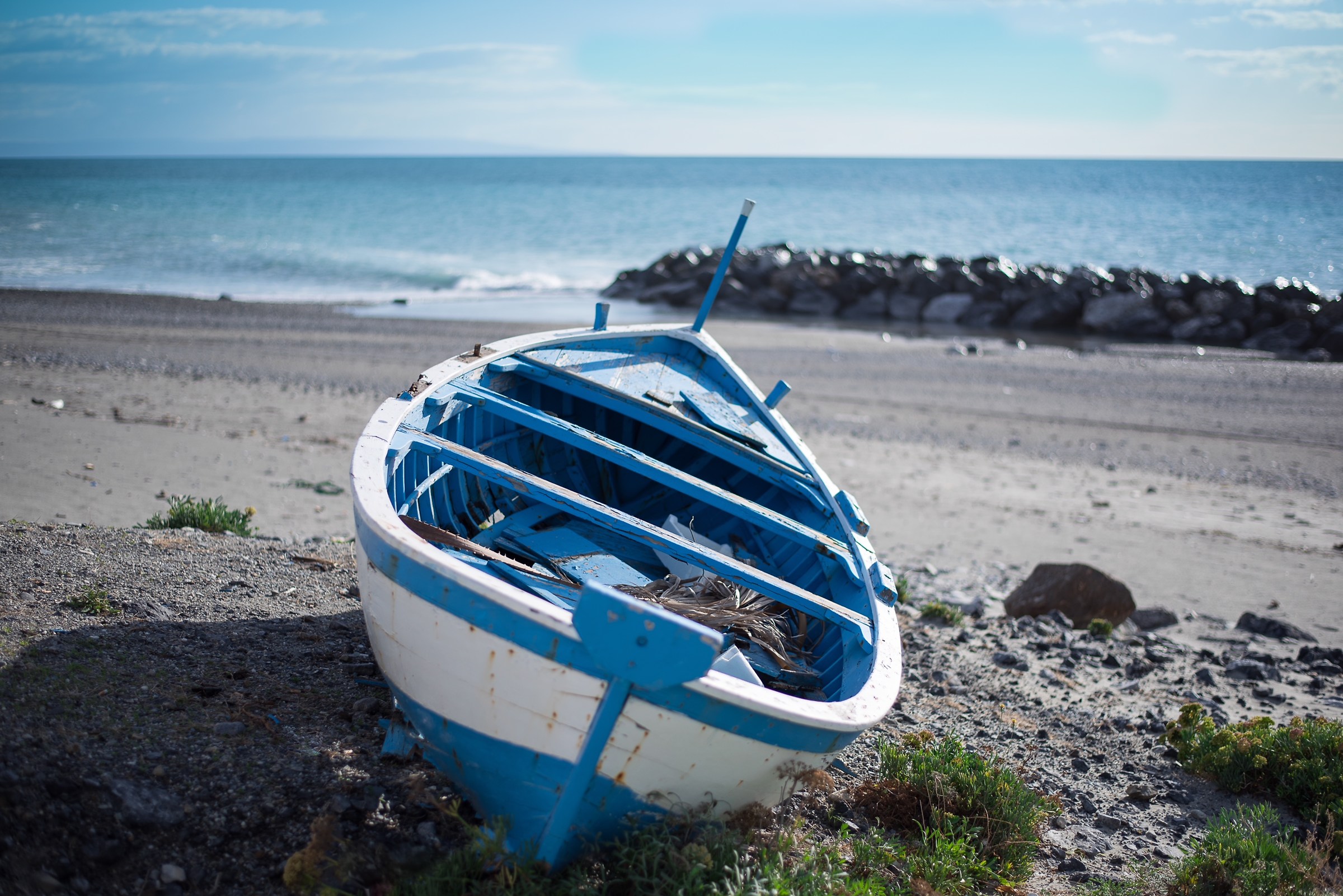 boat in front of the sea