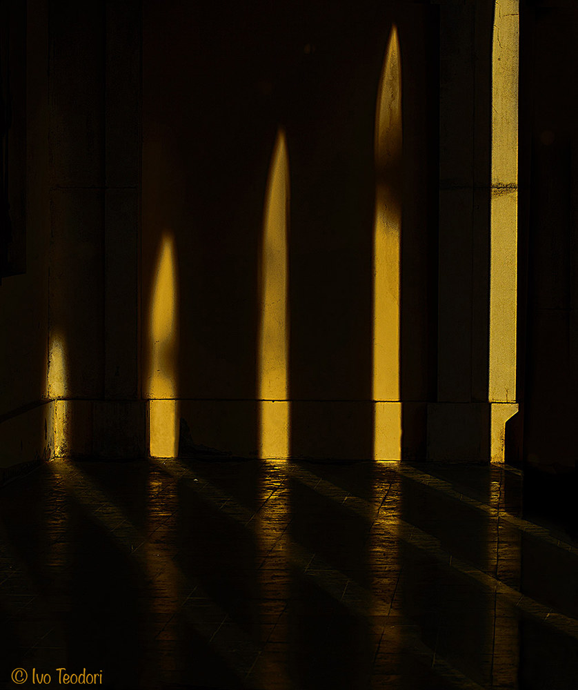 Tresigallo metaphysical city.