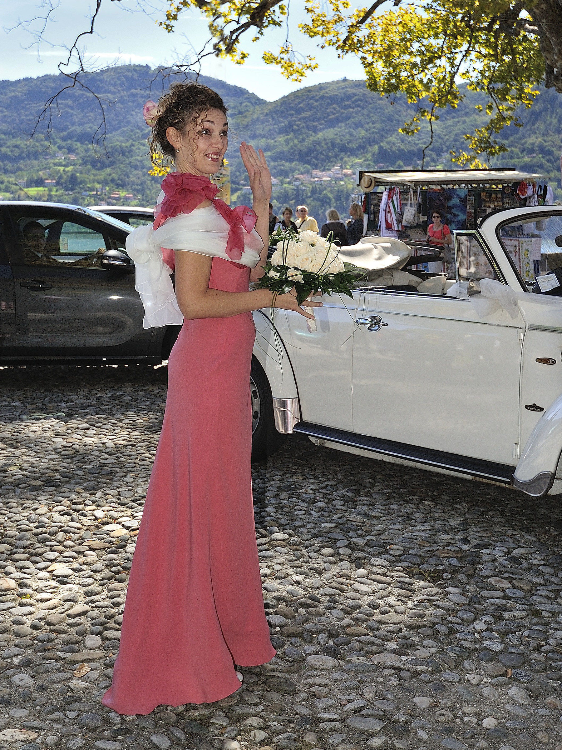 the bride to a carlotta car (tremezzo)