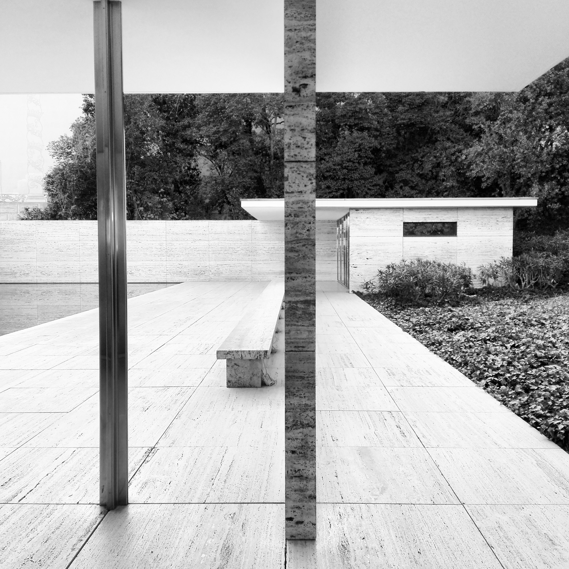 "Sects that believe pillars" _Madgard MV. der Rohe