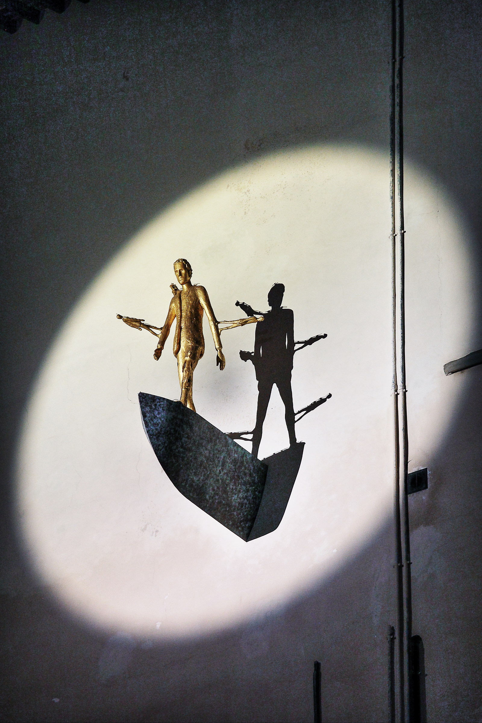 The memory of the sculptor Barni's victims