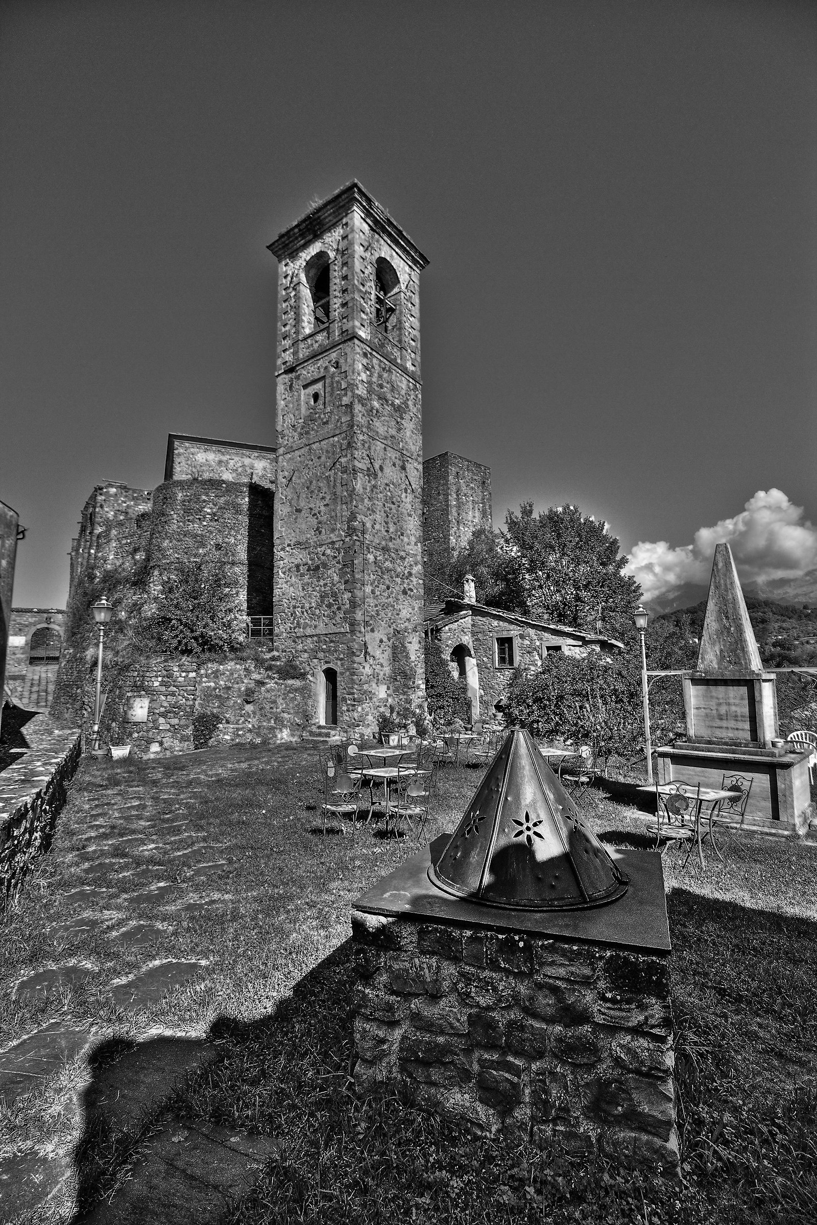 Castiglione del Terziere (ms)