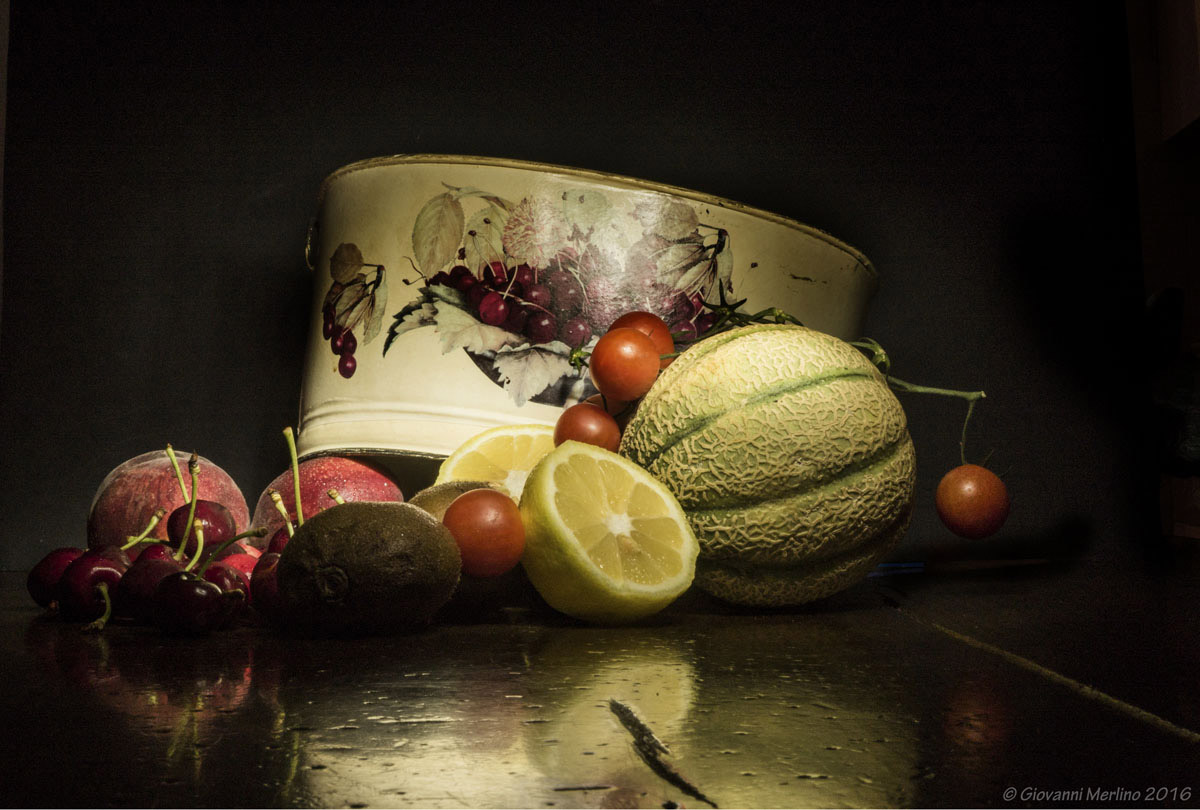 still life Olympus e-m5 MarkII f.22 25sec. Iso 200